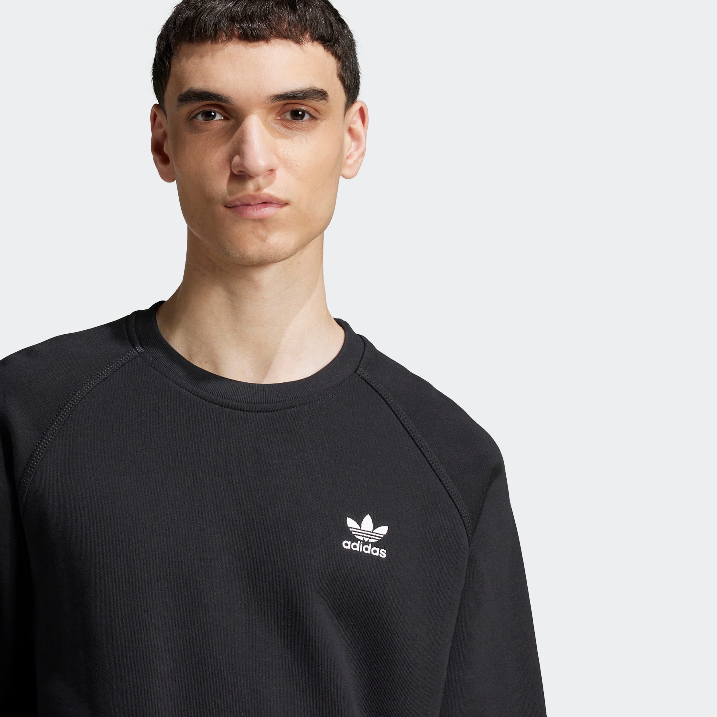 adidas Originals Sweatshirt »ESS CREW FT«