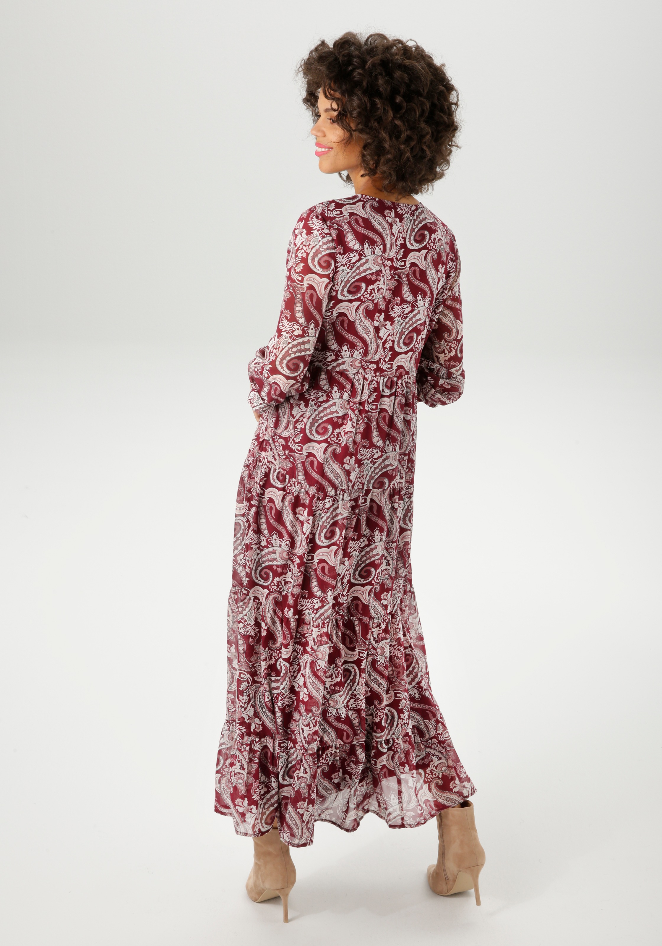 Aniston CASUAL Maxikleid, mit farbharmonischem Paisley-Muster - NEUE KOLLEKTION
