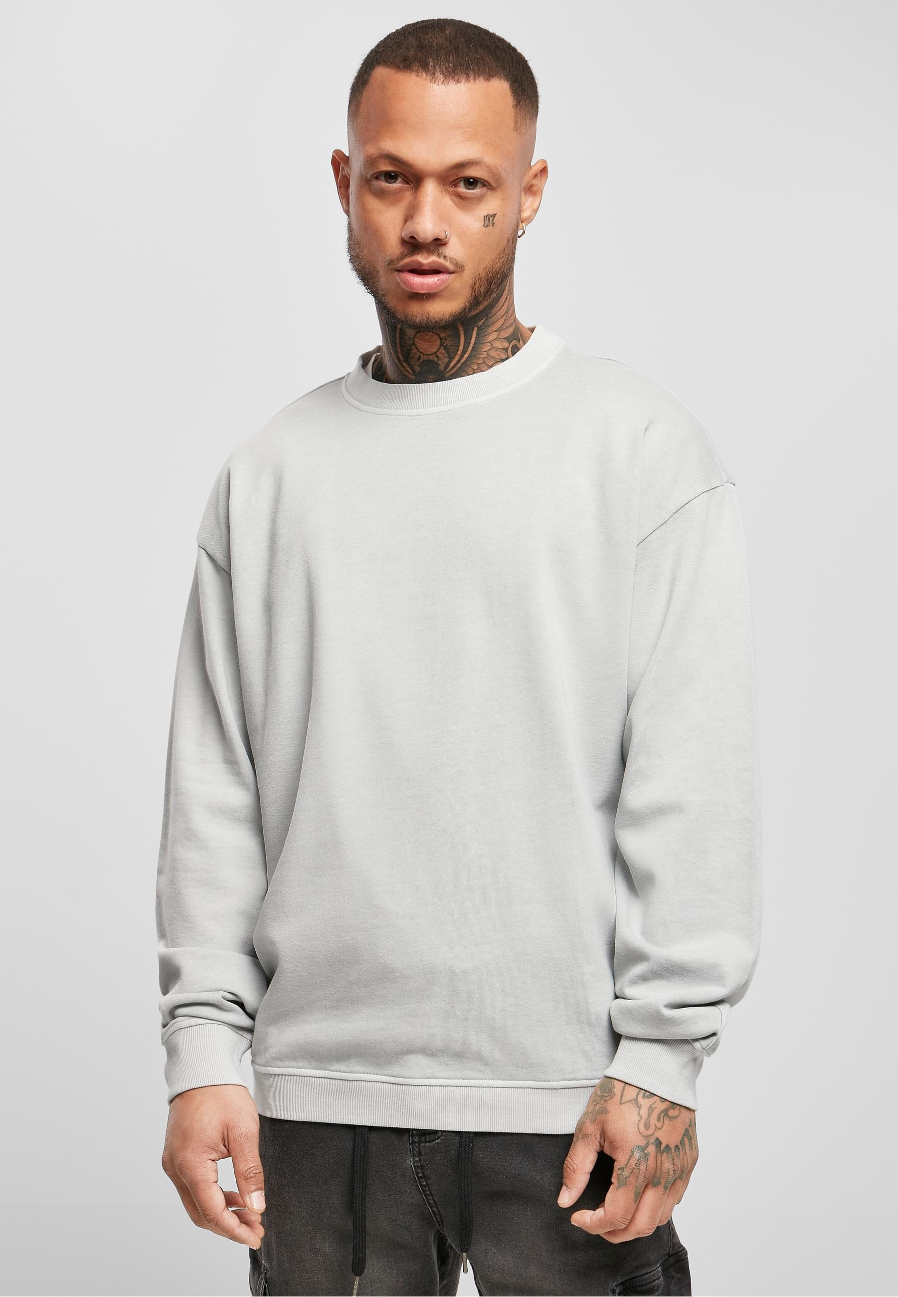 URBAN CLASSICS Rundhalspullover »Urban Classics Herren Pigment Dyed Crew Neck«, (1 tlg.)