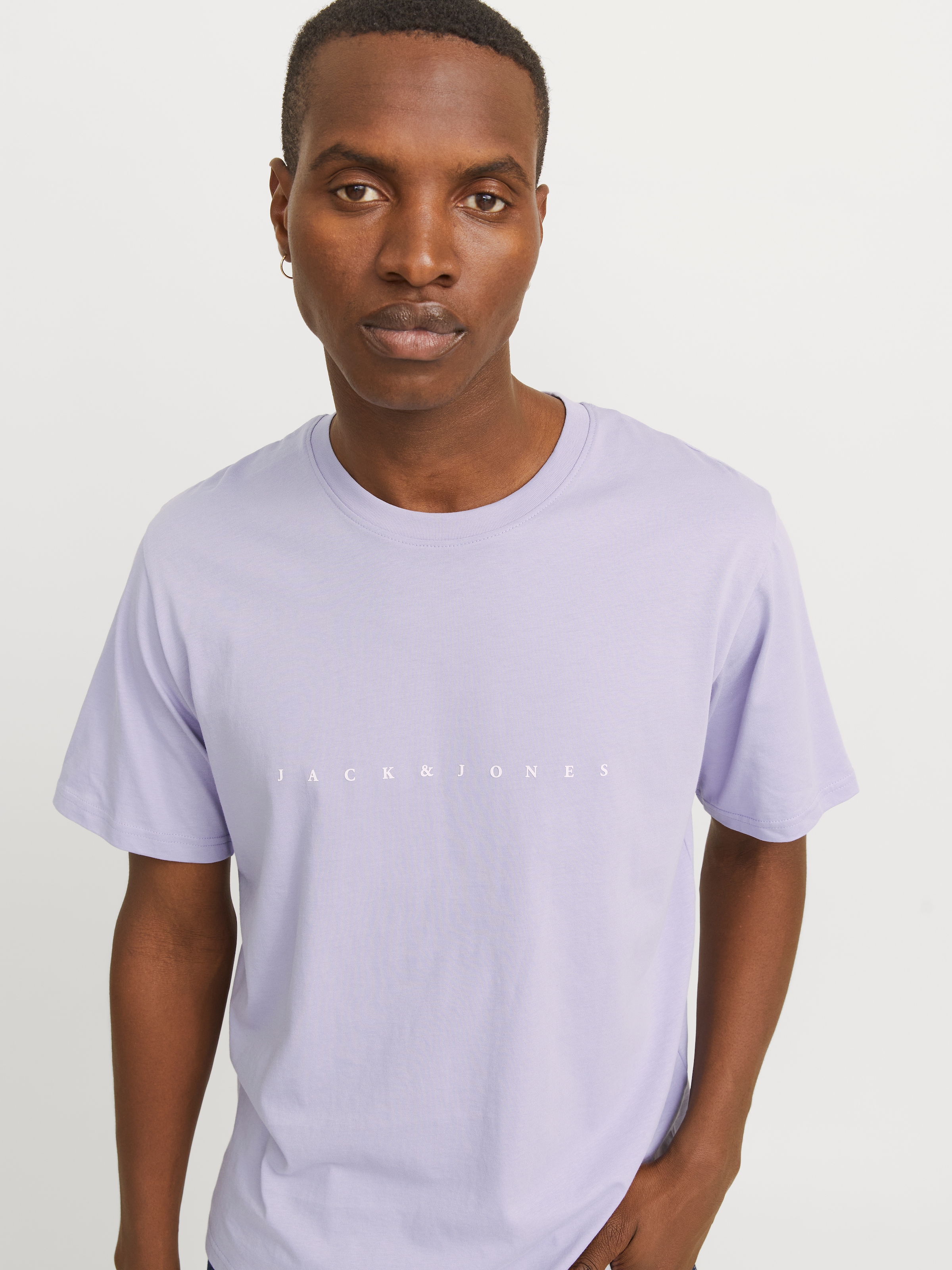 Jack & Jones Rundhalsshirt »JJESTAR JJ TEE SS NOOS«, mit Logo Schriftzug
