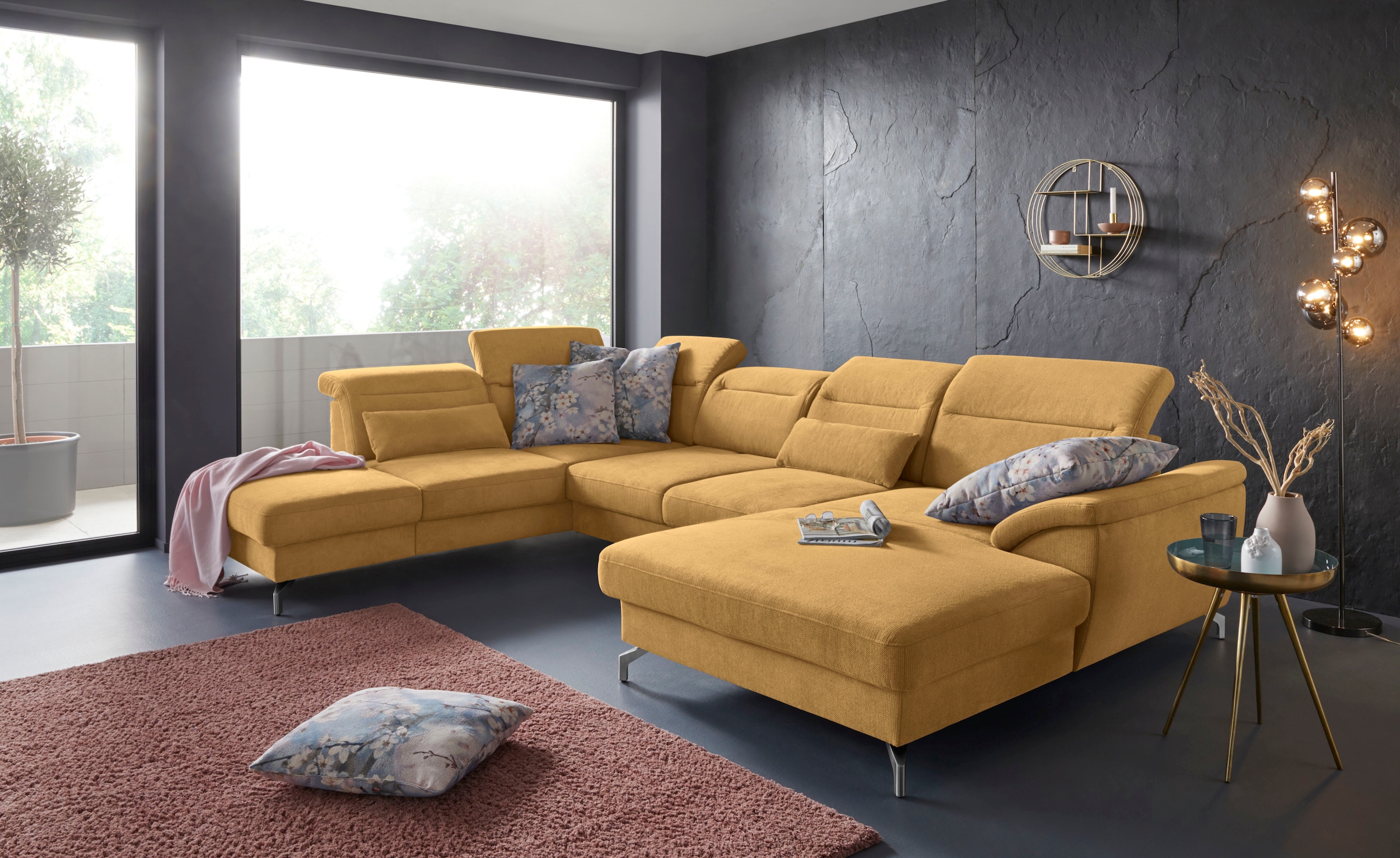 Wohnlandschaft SIT & MORE, B:343cm T:235cm, gelb, Sofas, "Percy U-Form", 12 cm Fußhöhe, Sitztiefenverstellung, wahlweise in 2 Fußfarben