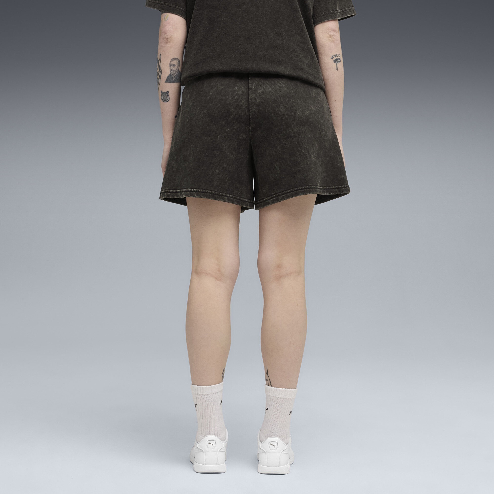 PUMA Sporthose »Essentials Wash High-Waist-Shorts Damen«