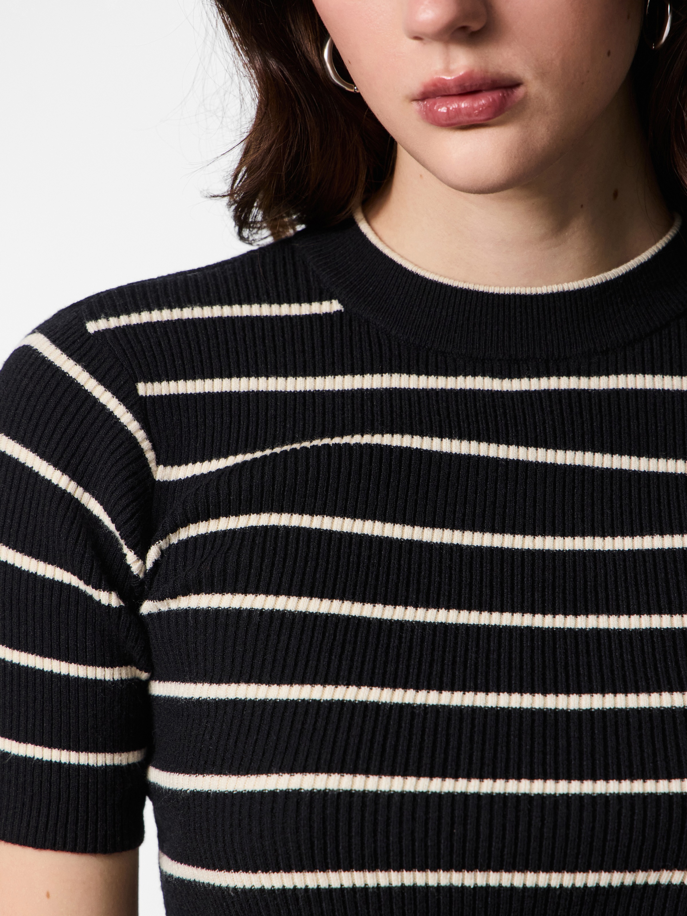 pieces Kurzarmpullover "PCMIRA SS O-NECK KNIT NOOS BC" Viskosemischung, Kur günstig online kaufen