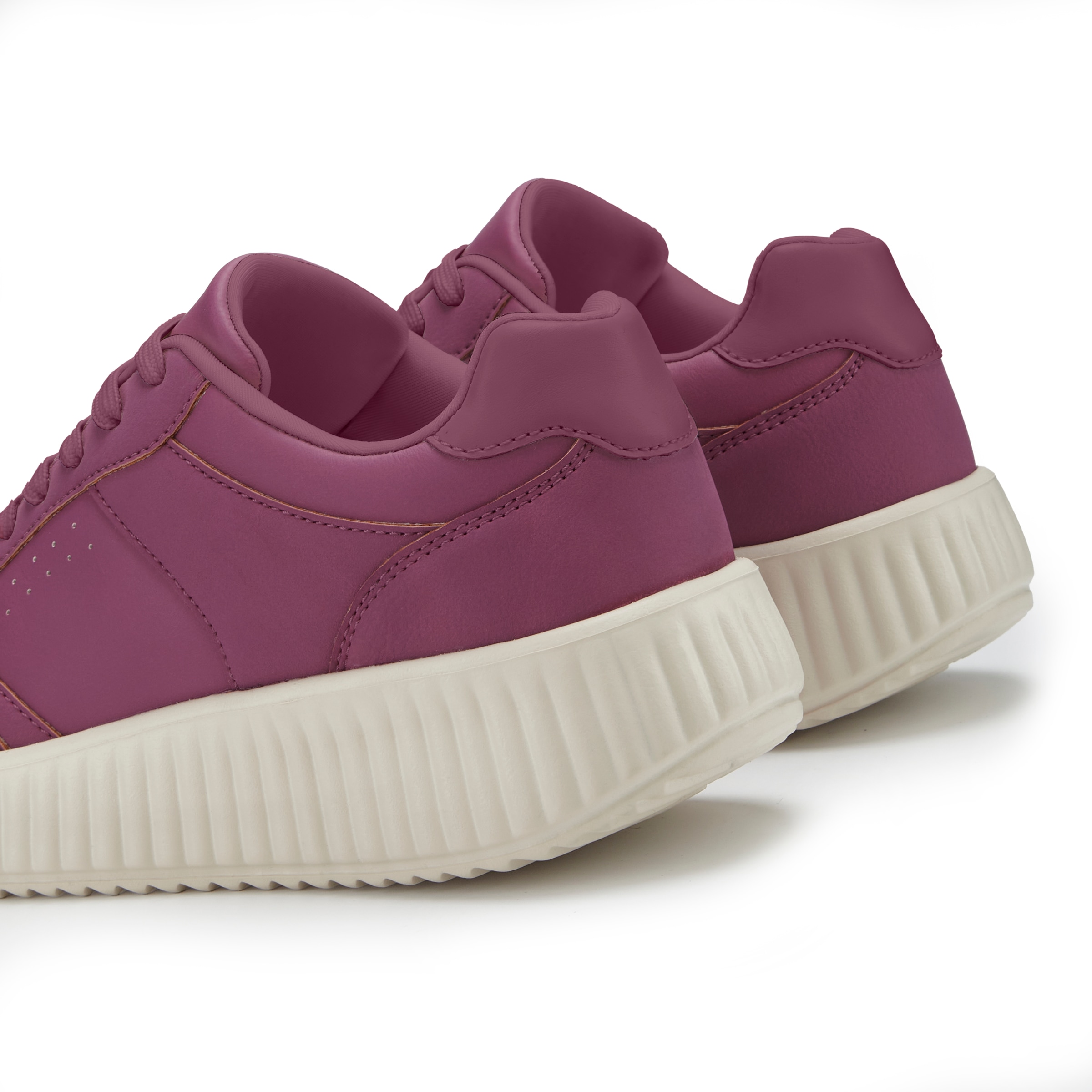 LASCANA Sneaker »Halbschuh,«  mit modischer Chunky-Sohle, mit Schnürung VEGAN