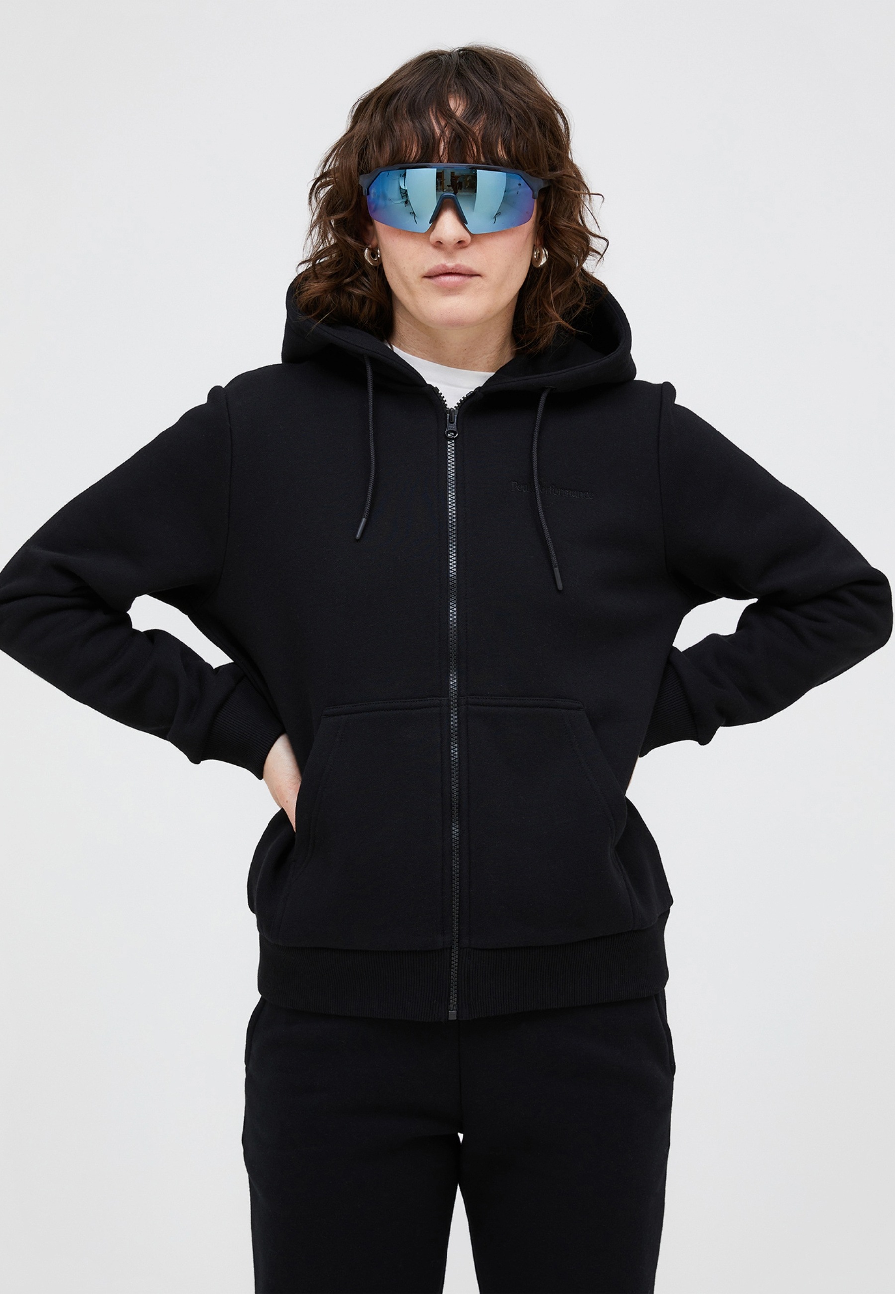 Peak Performance Kapuzensweatshirt »W Original Small Logo Zip Hood«, mit Kapuze
