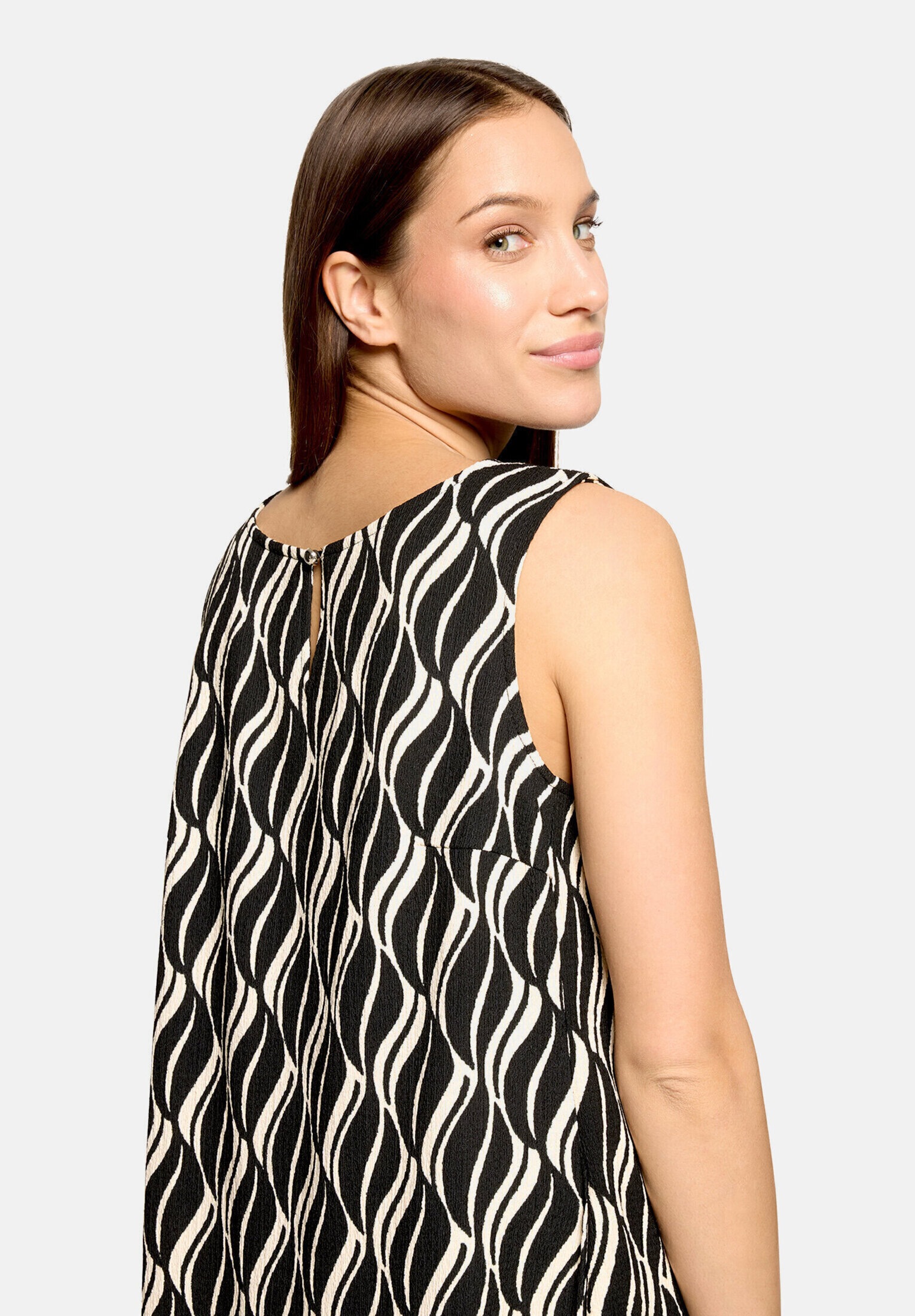 Betty Barclay Sommerkleid »Damen ohne Arm« Nahttasche