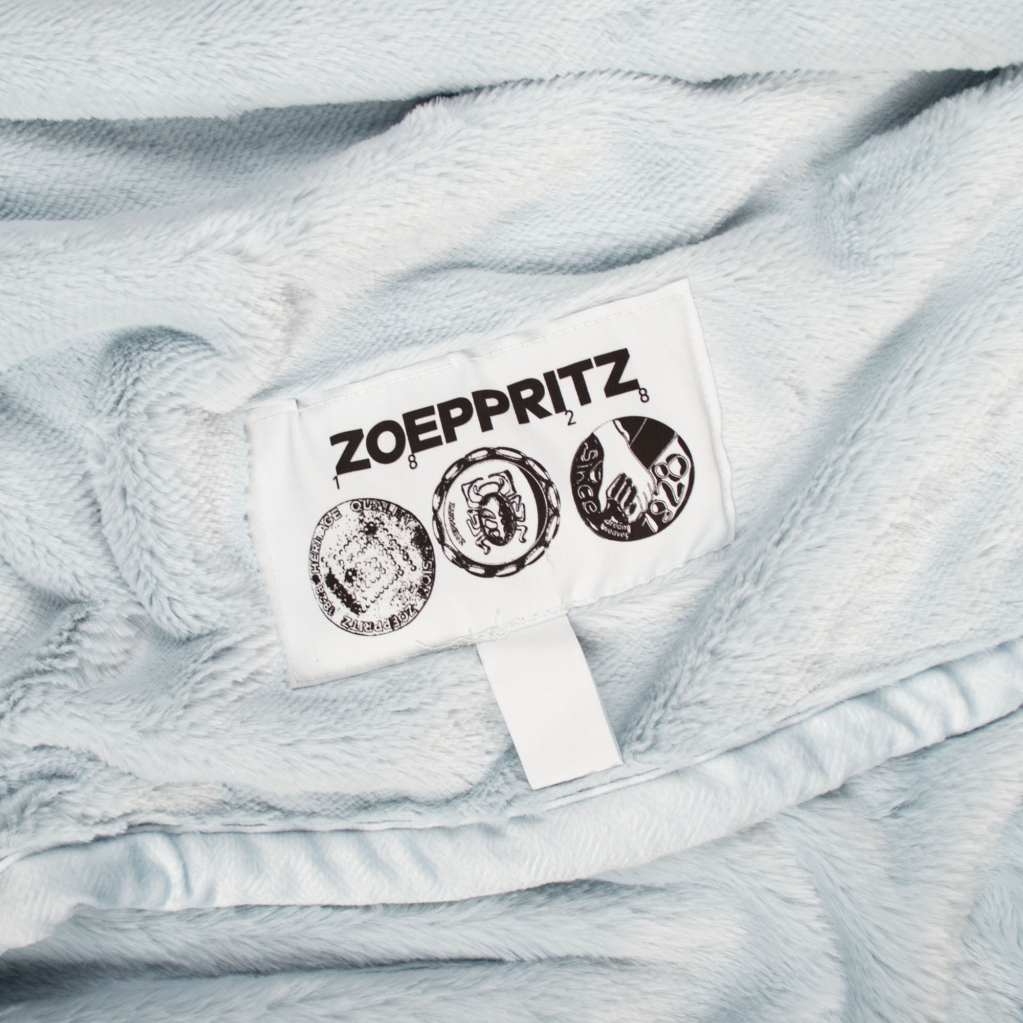ZOEPPRITZ1828 Wohndecke »The Blanket« Extra weiche Decke aus recyceltem Polyester