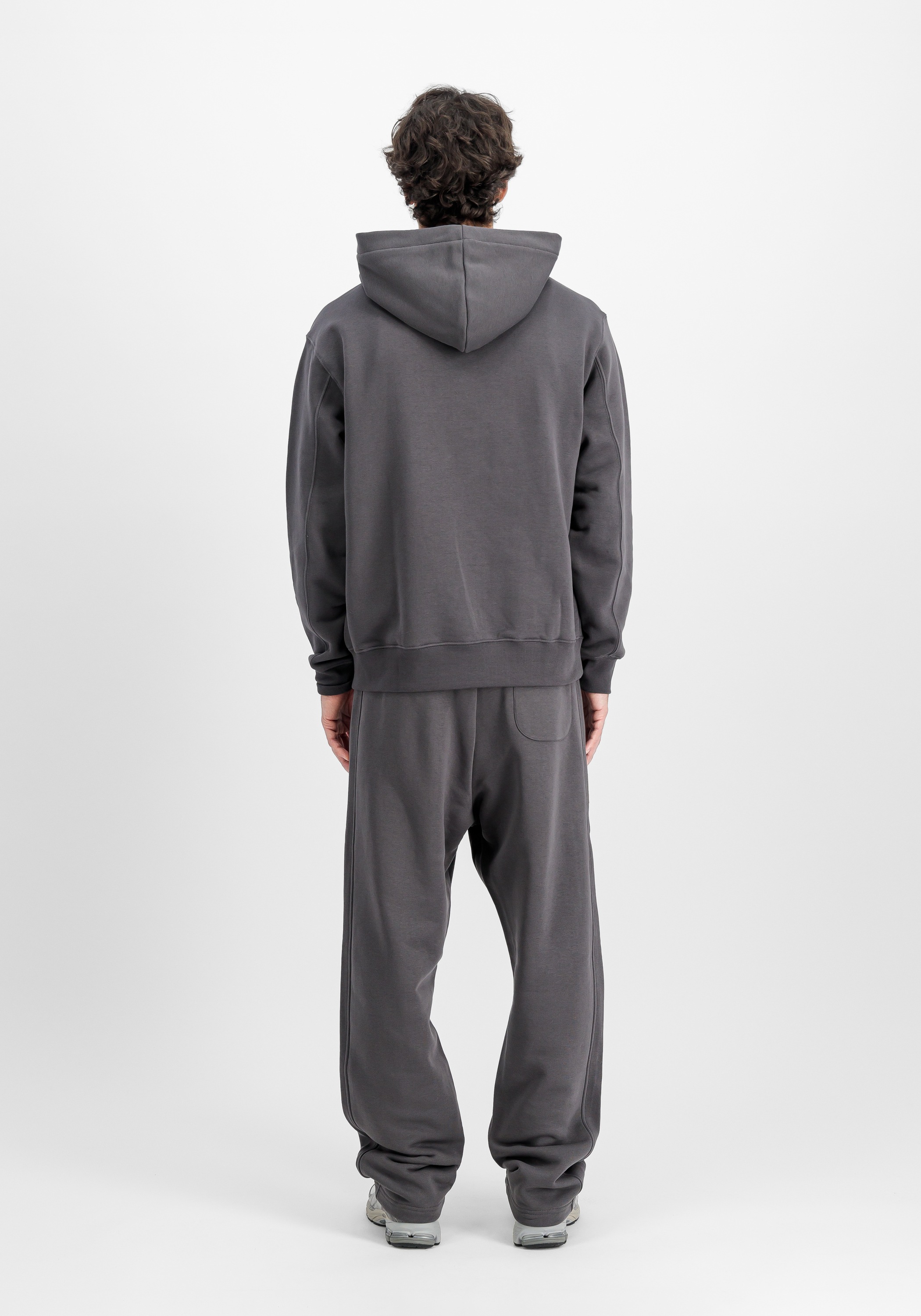 Alpha Industries Jogginghose »Alpha Industries Men - Jogger Studio Edition Jogger«