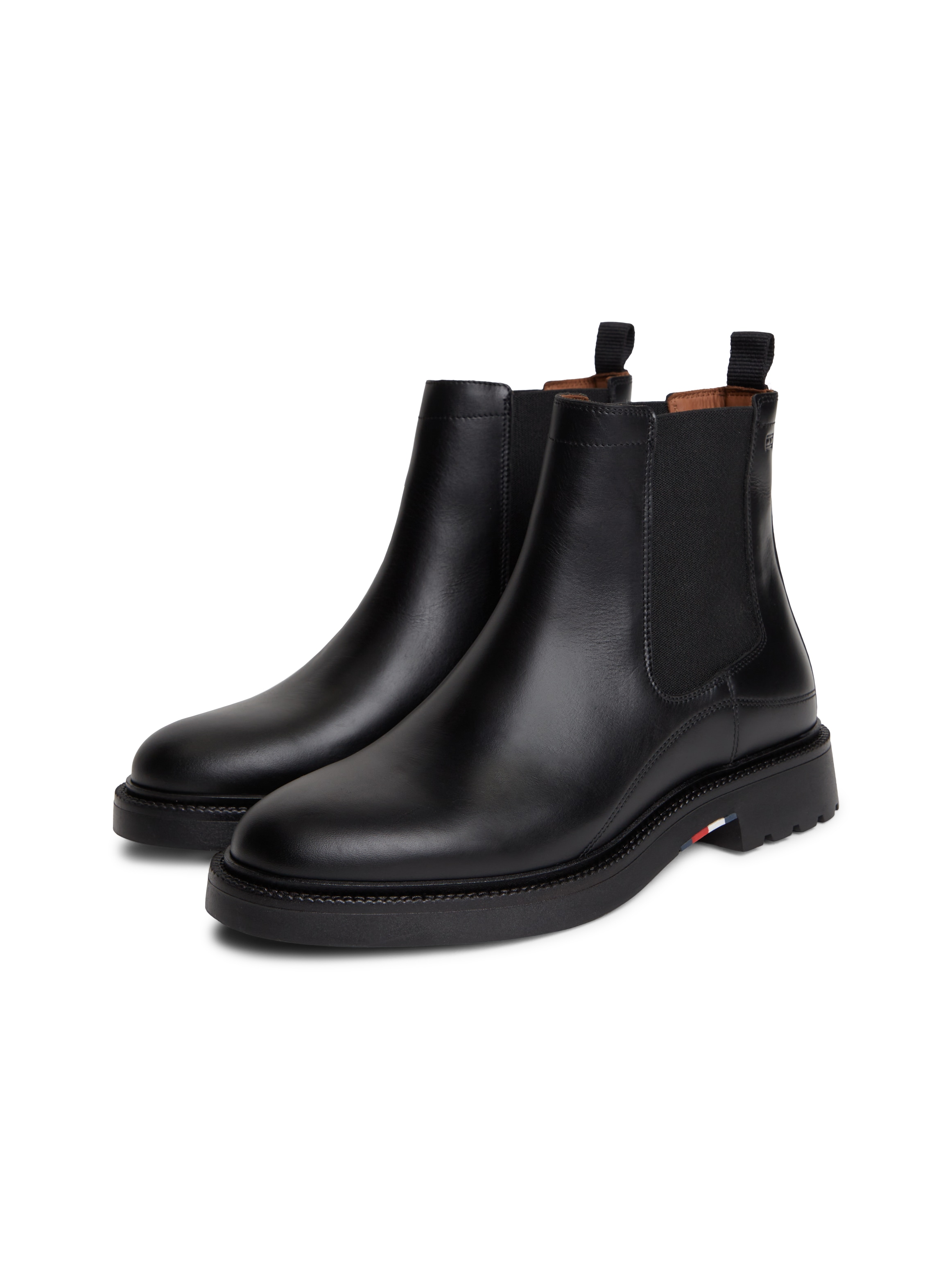 Tommy Hilfiger Chelseaboots "CORPORATE CASUAL LTH CHELSEA" Blockabsatz, Stiefelette mit beidseitigem Stretcheinsatz, schmale Form
