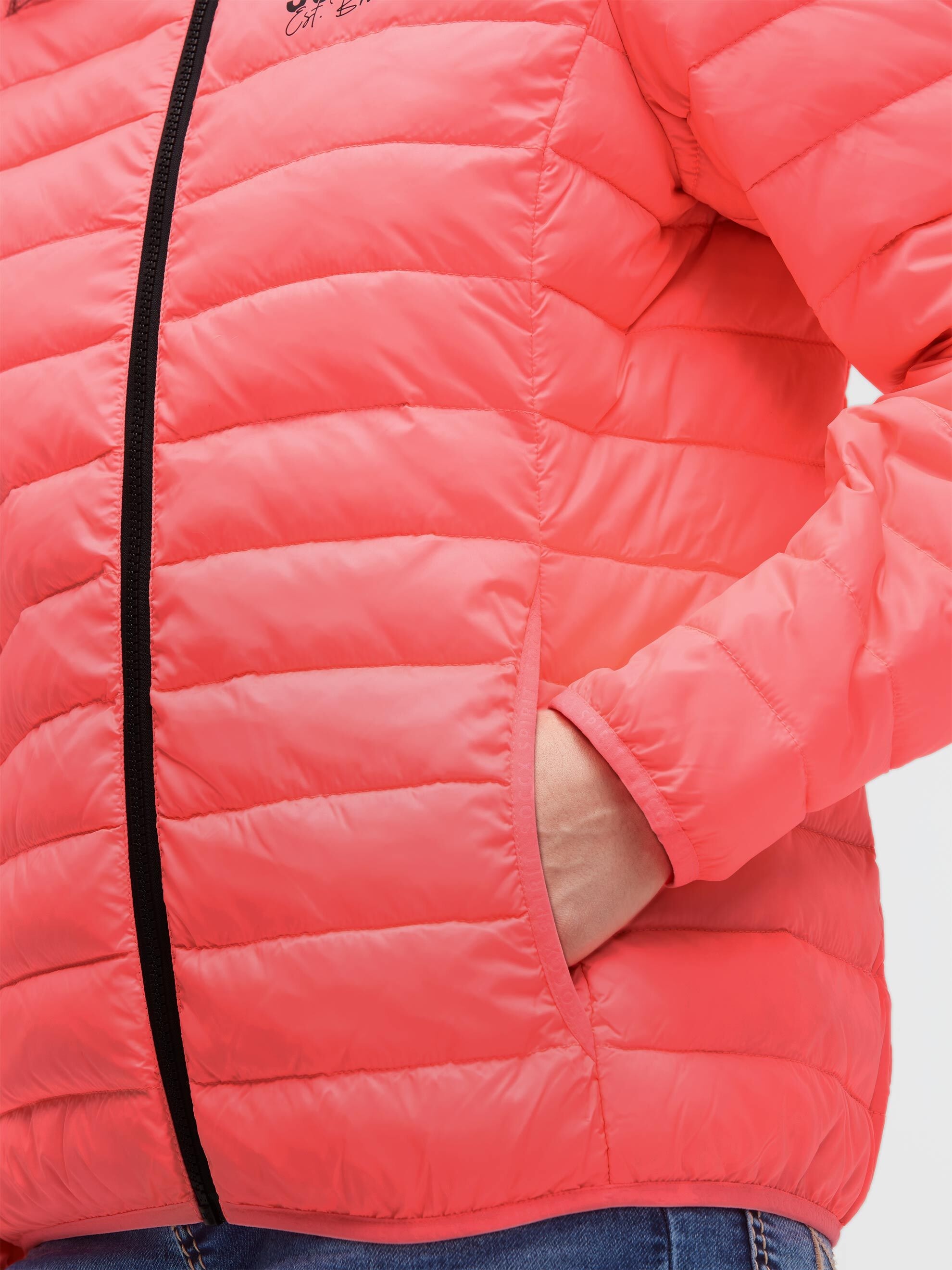 SOCCX Outdoorjacke mit Kapuze mit elastischem Saumabschluss