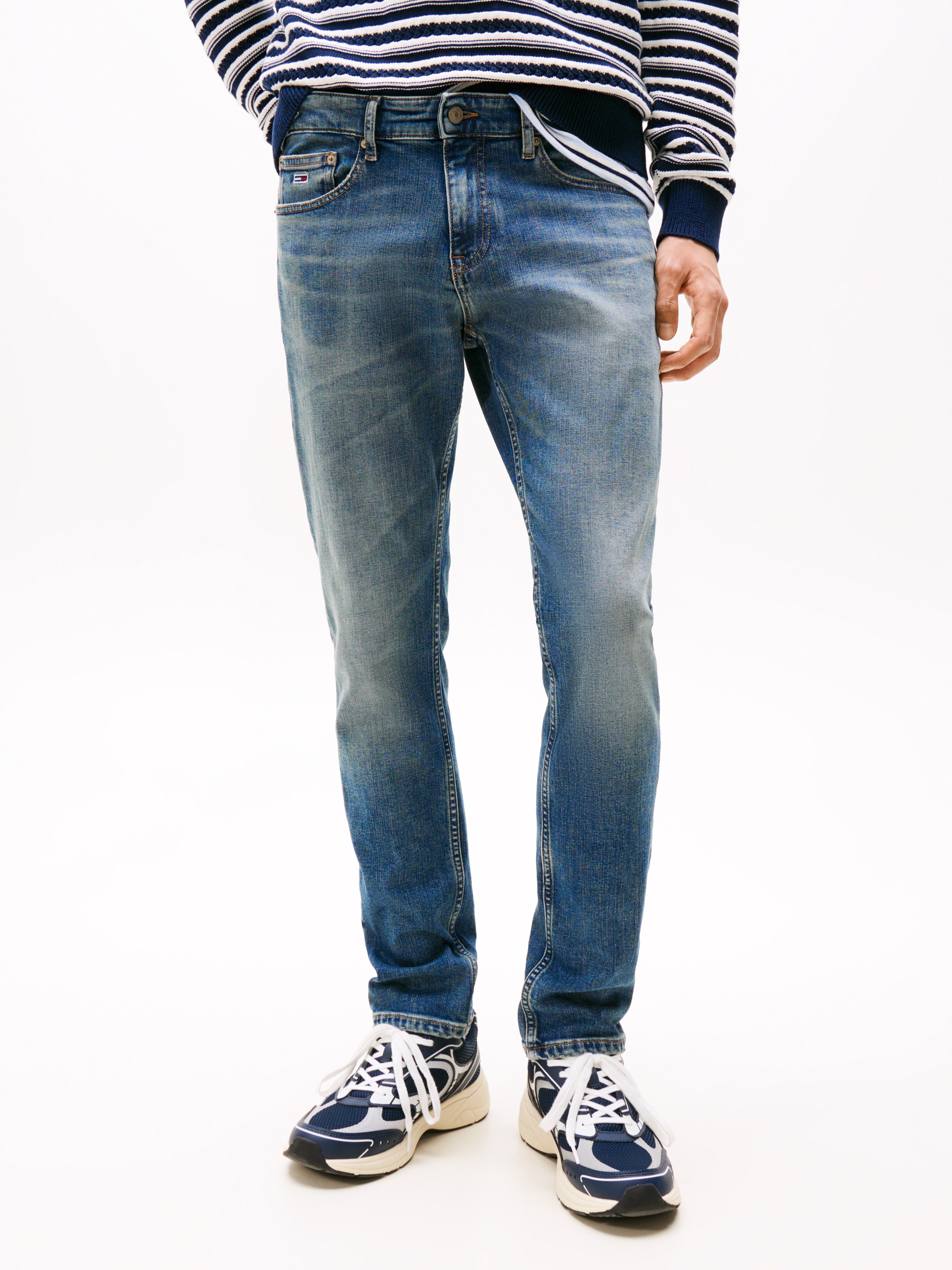 Tommy Jeans Slim-fit-Jeans "Scanton Slim" mit niedrigerer Leibhöhe, 5-Pocket-Stil