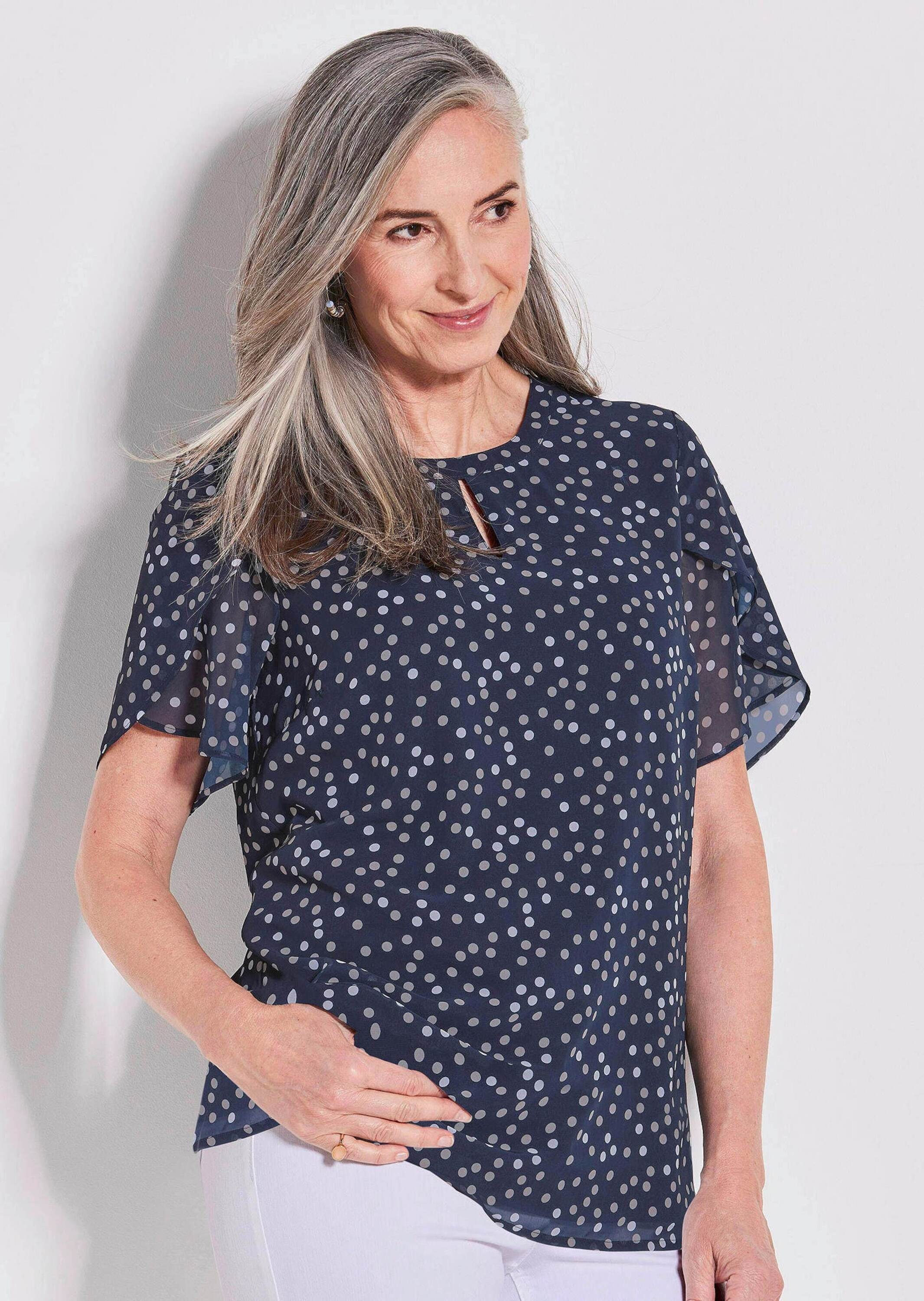 Thumbnail - GOLDNER Kurzarmbluse "Kurzgröße Chiffonbluse im Alloverprint, Rundhals" Tupfen-Druck