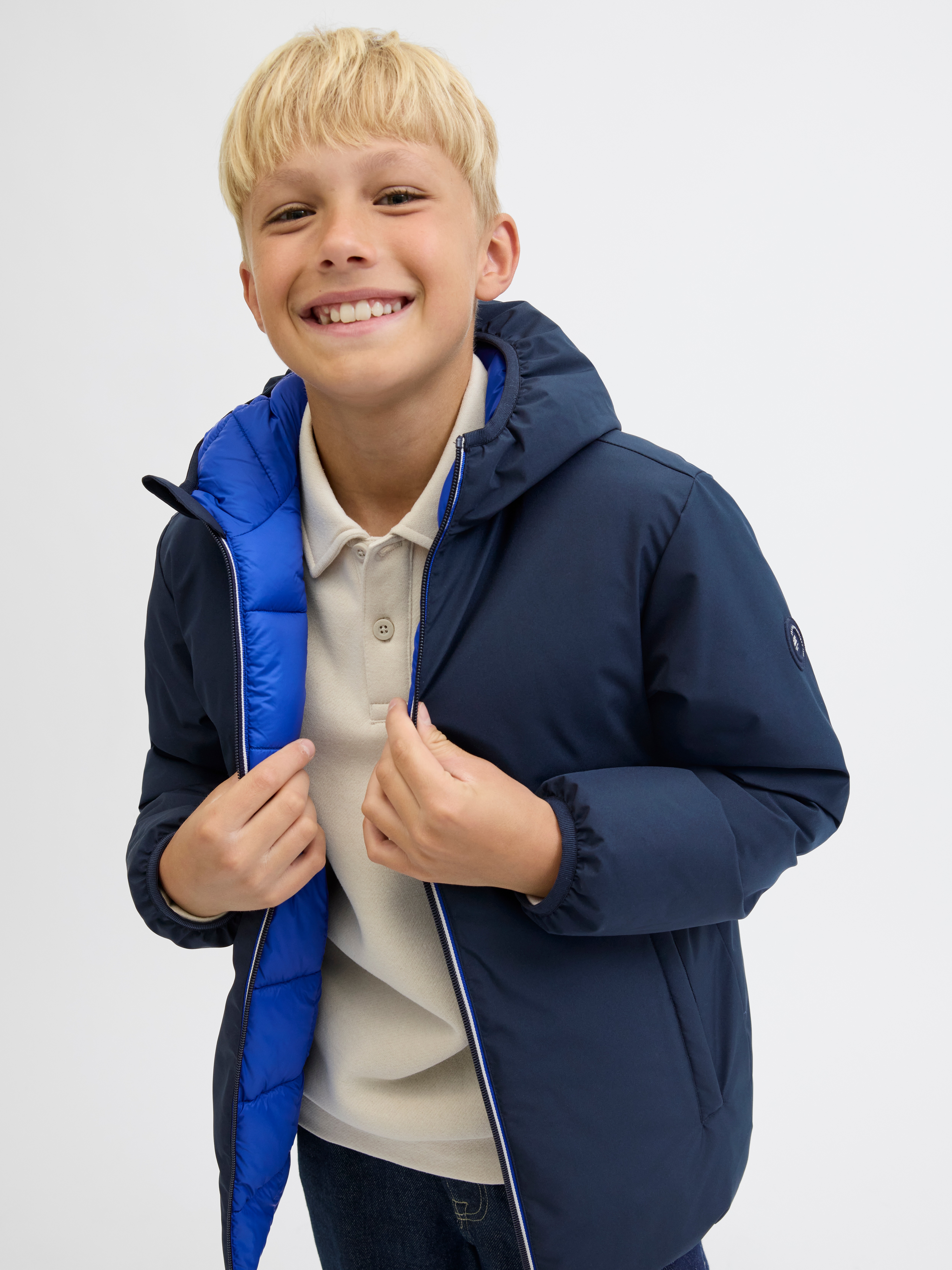Thumbnail - Jack & Jones Junior Outdoorjacke "JJEBROOK REVERSIBLE JACKET SN JNR" mitKapuze