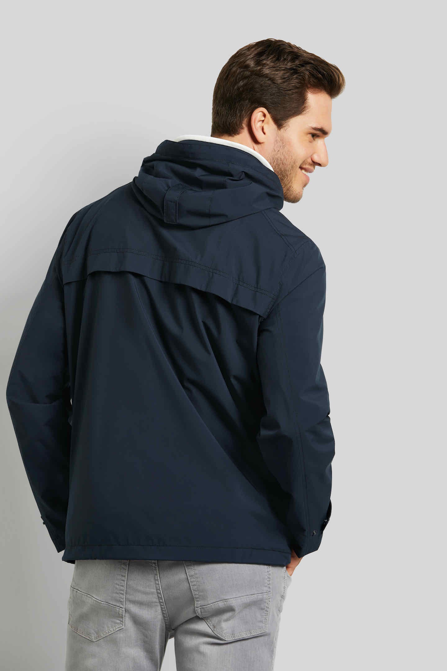 bugatti Kurzjacke mit Kapuze mit abnehmbarer Kapuze günstig online kaufen