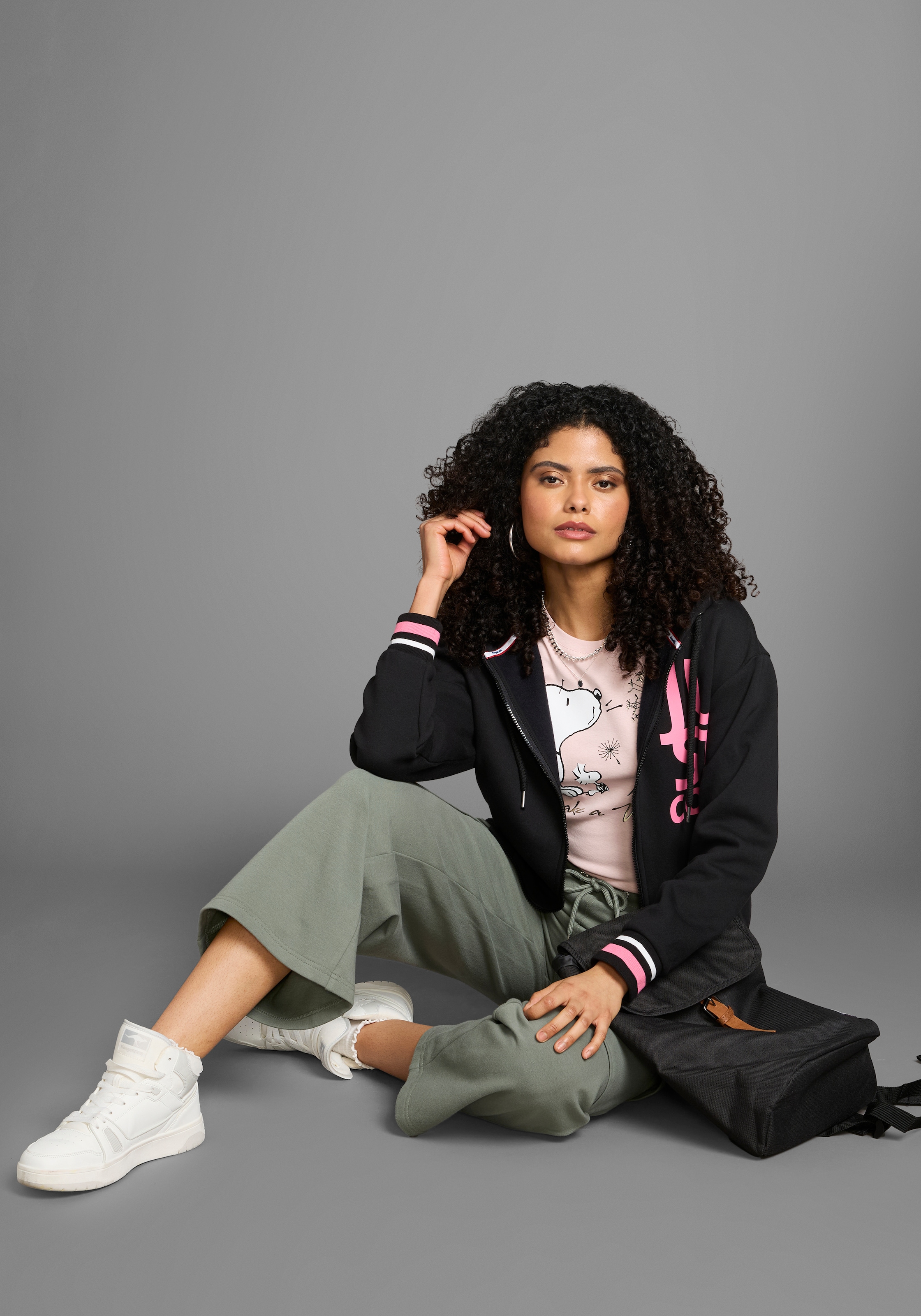 KangaROOS Kapuzensweatjacke, mit Neon-Details