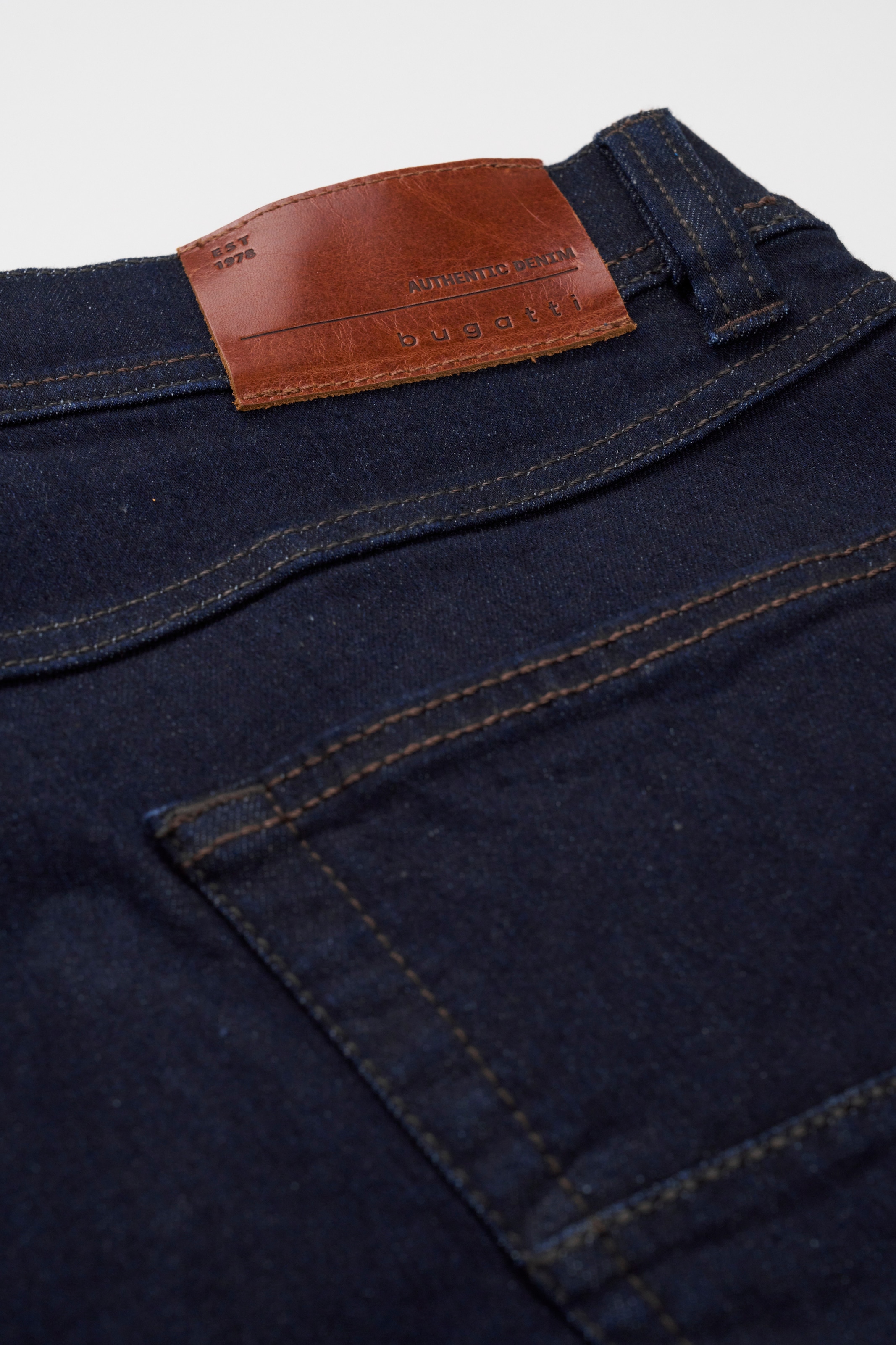 bugatti 5-Pocket-Jeans