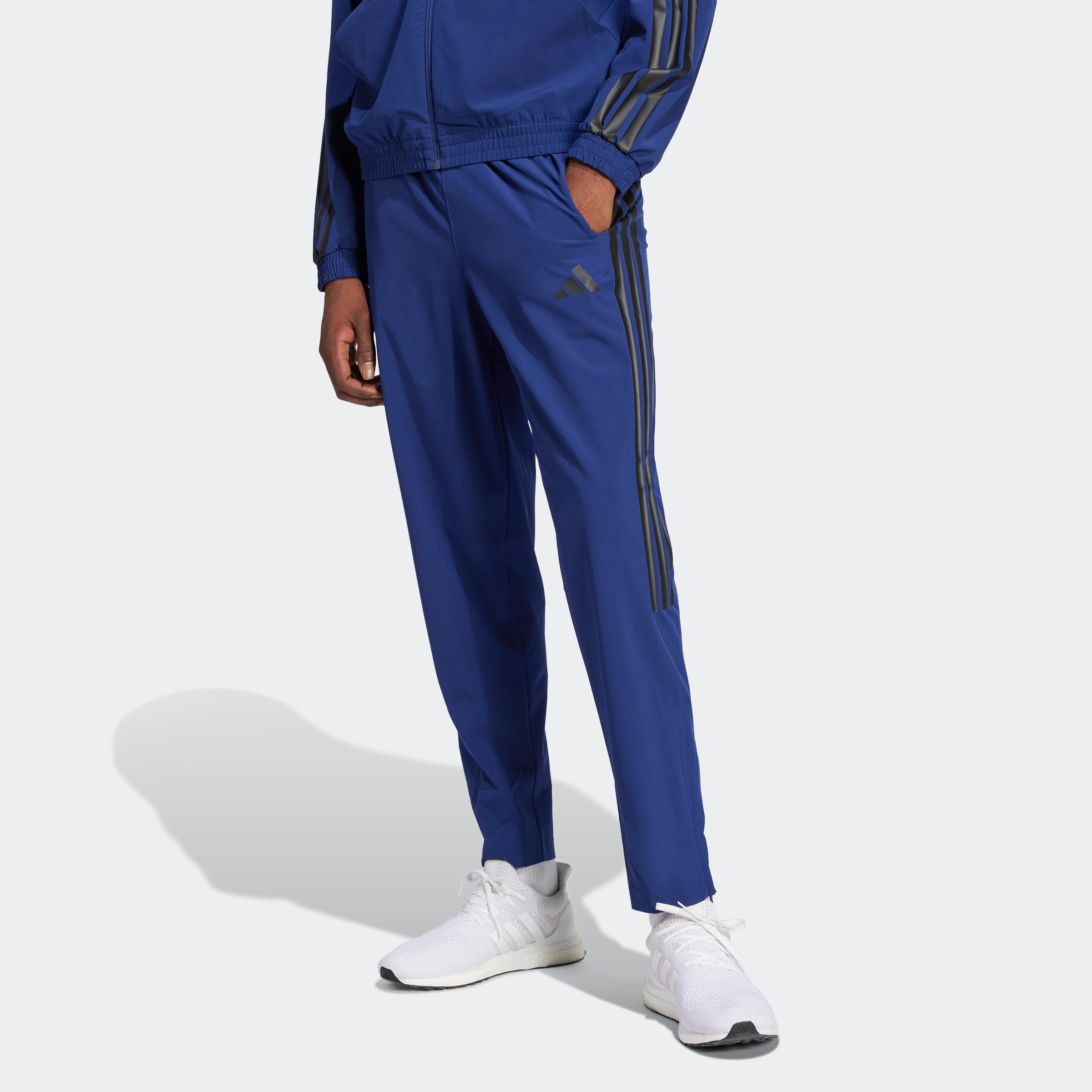  Adidas Sportswear sportinės kelnės »M ...