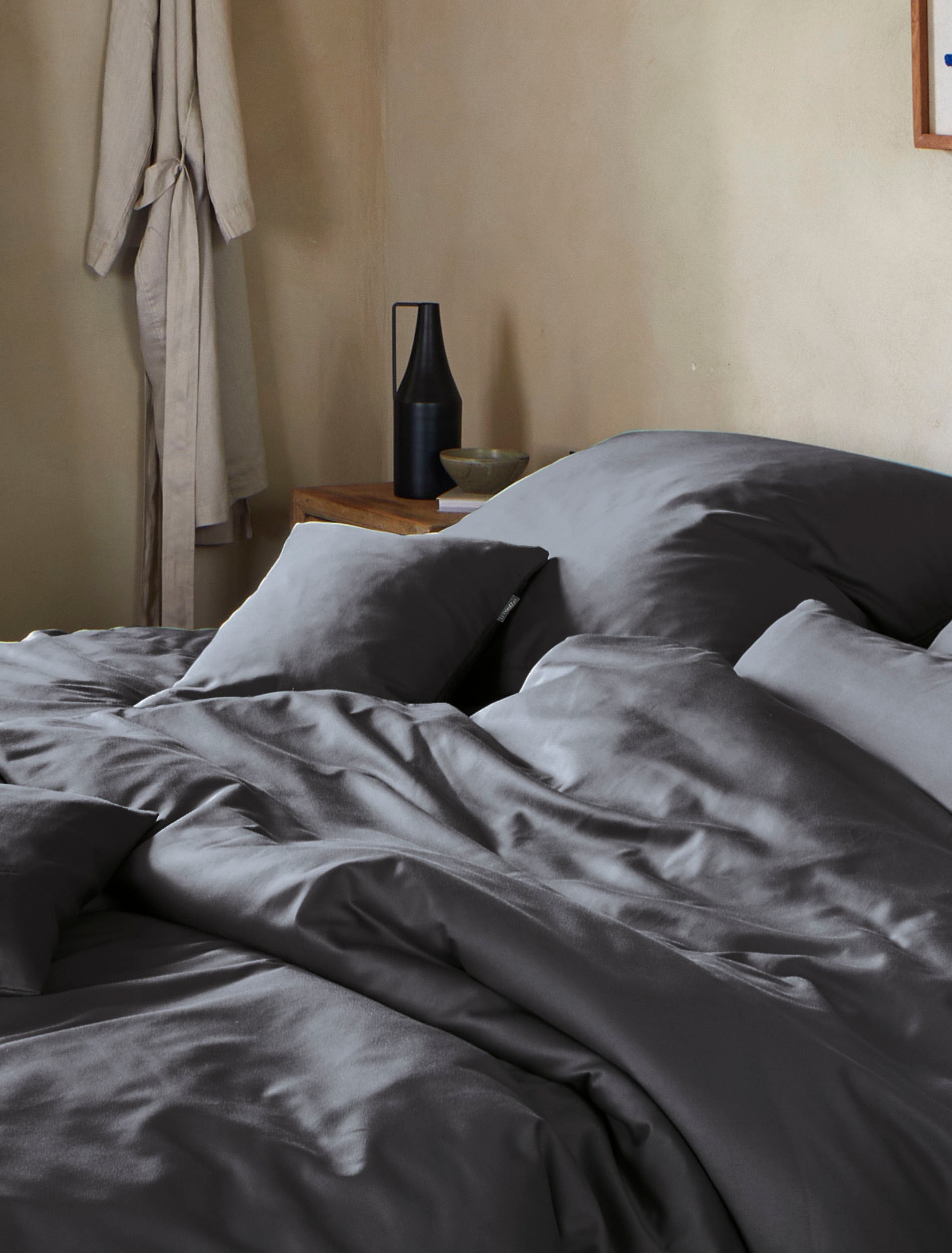 Bettwäsche IRISETTE, grau, Mako-Satin, Obermaterial: 100% Baumwolle, Bettwäsche, "Premium Satin Bettwäsche Paris", hochwertige Uni Premium Bettwäsche