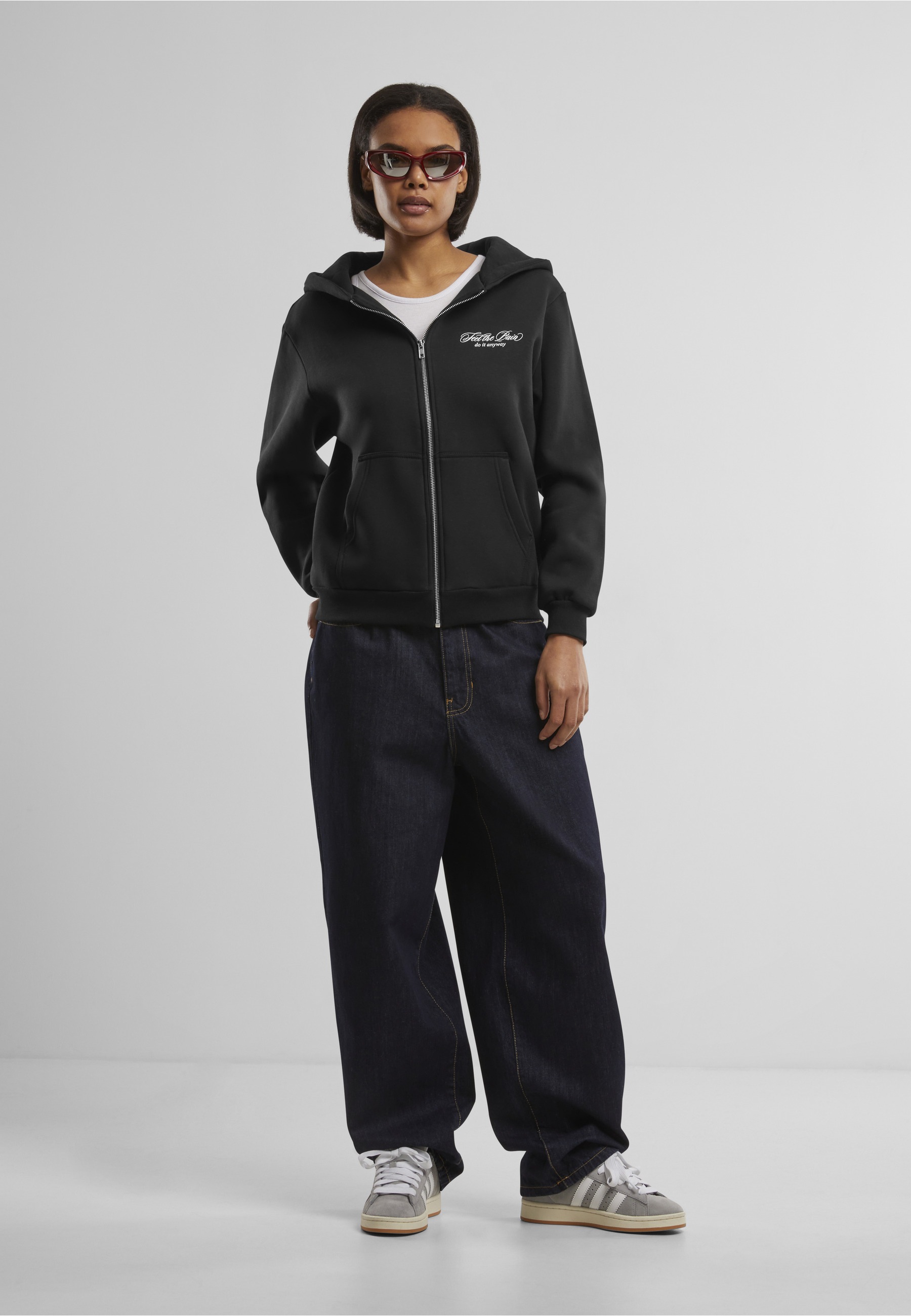 Miss Tee Sweatjacke »Miss Tee Feel The Pain Ladies Fluffy Zip Hoody«