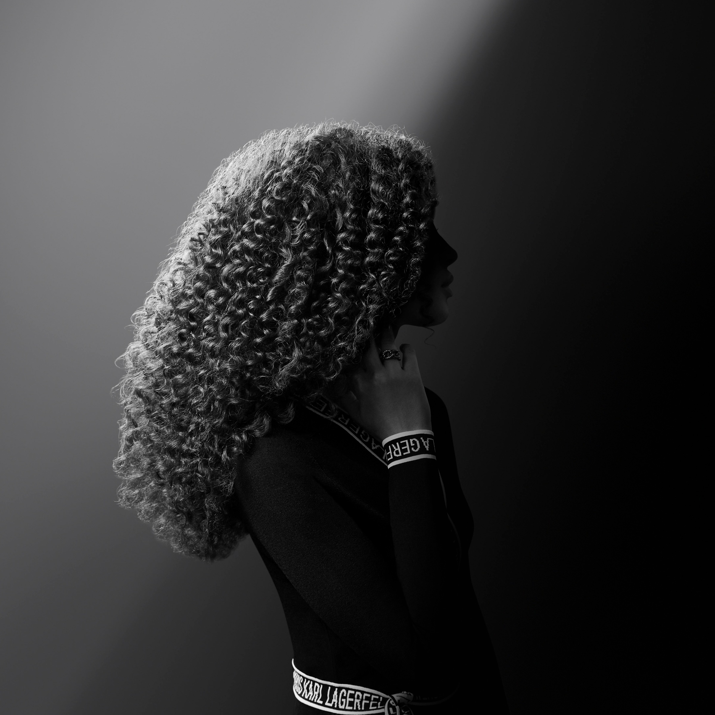 Rowenta Lockenstab »Rowenta x Karl Lagerfeld Curls Forever, 10mm schmaler Durchmesser,«, konstante 180°C, langanhaltend, Keratin & Glow Beschichtung, CF311L