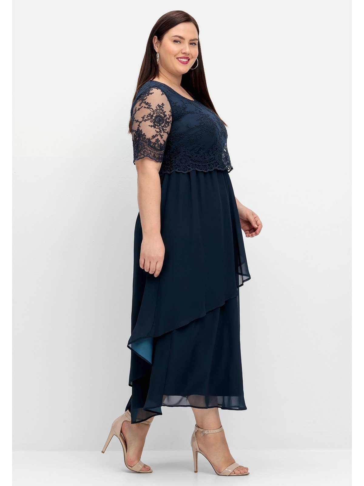 Abendkleid Größen«, Sheego Mesh-Oberteil BAUR »Große mit besticktem | bestellen online