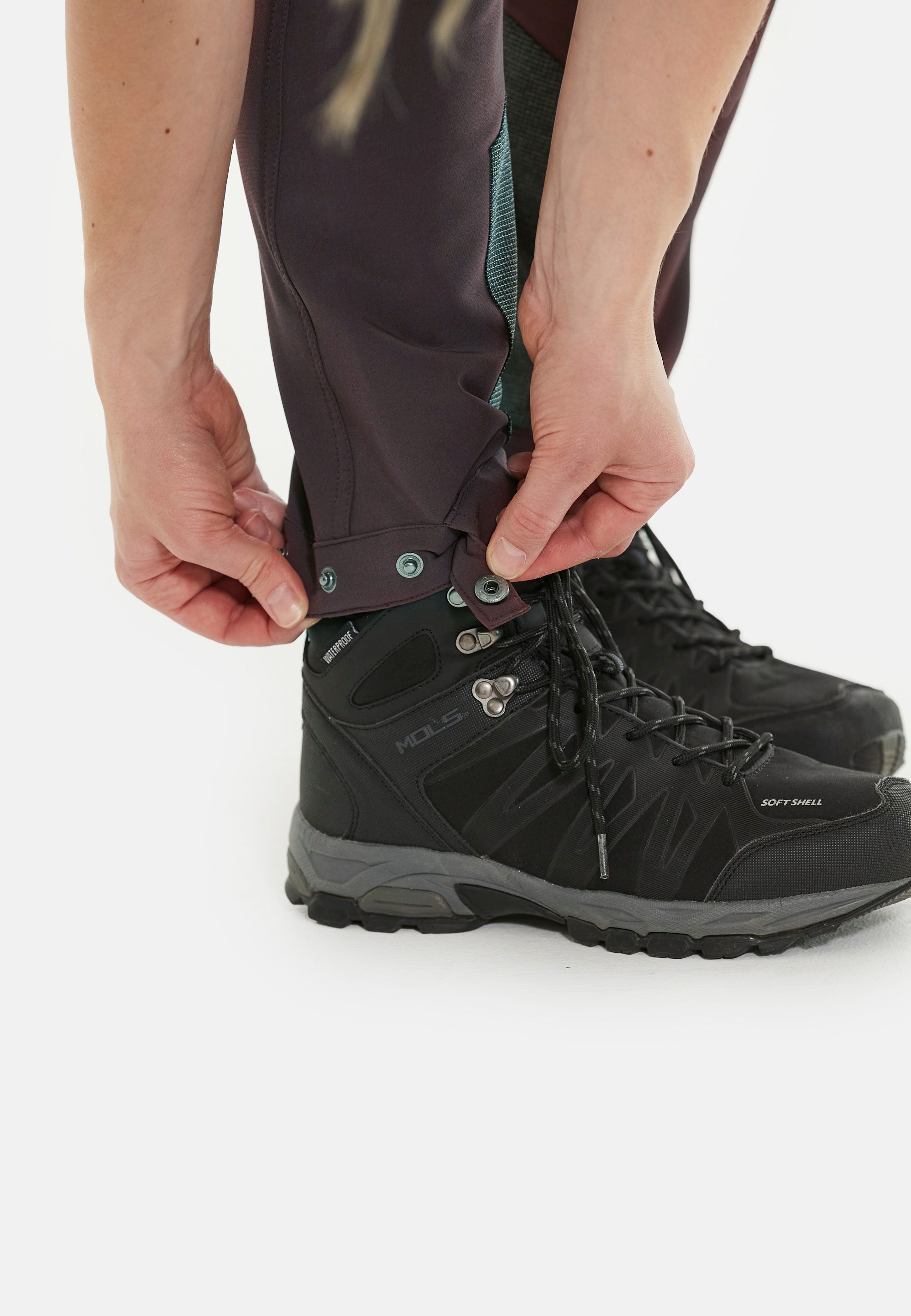 WHISTLER Softshellhose »Anissy«, mit atmungsaktivem Material
