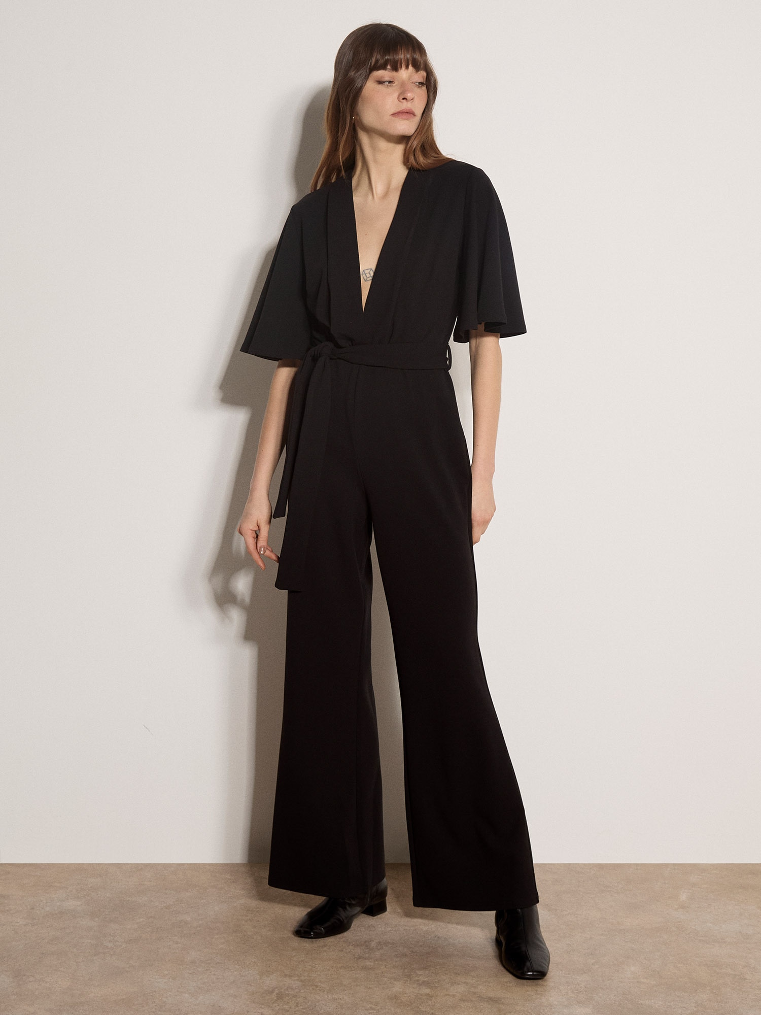 Apricot Jumpsuit »Jumpsuit mit geradem Bein« 2 aus Jersey-Crêpe