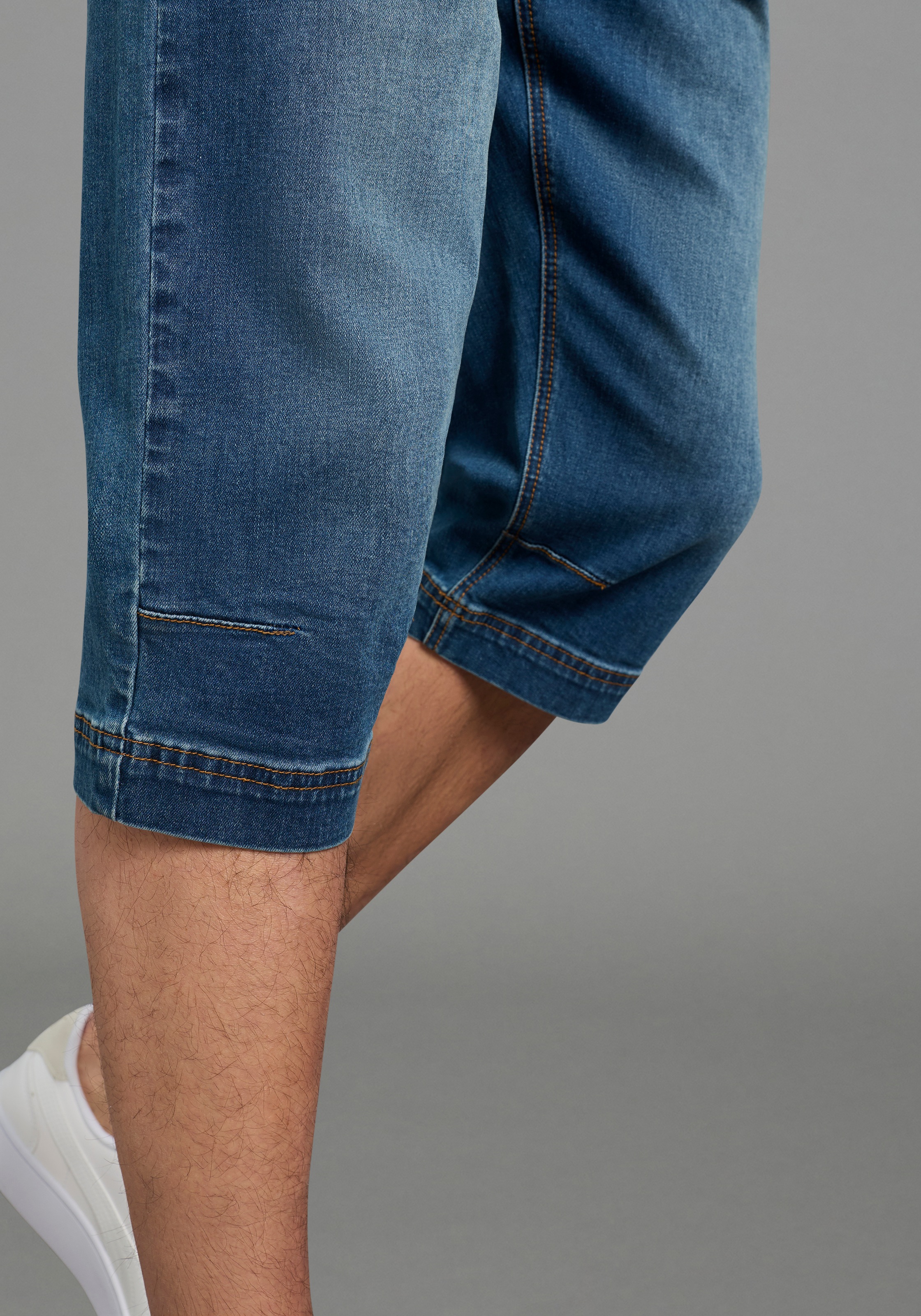 Thumbnail - Bruno Banani Jeansbermudas Straight-Fit, normale Leibhöhe, aus elastischem Denim-Material