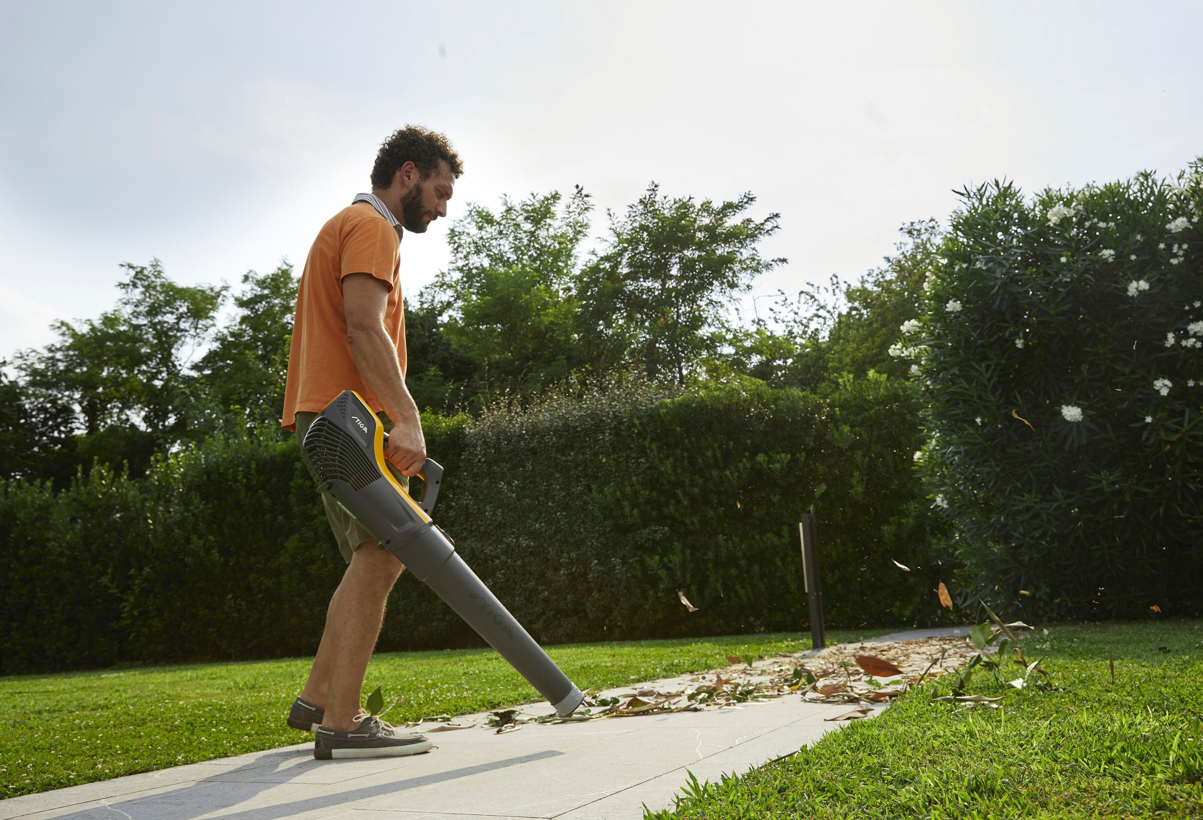 STIGA GARDEN Akku-Laubbläser "BL 500e" 198 km/h Blasgeschwindigkeit, mit Ak günstig online kaufen