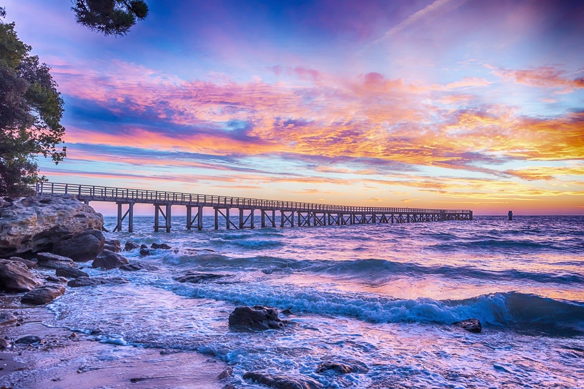 PAPERMOON Fototapete "Steg im Wasser", B/L: 2,5mm x 1,86mm, Bahnen: 5 Stk. St., bunt, Schlafzimmer, Tapeten