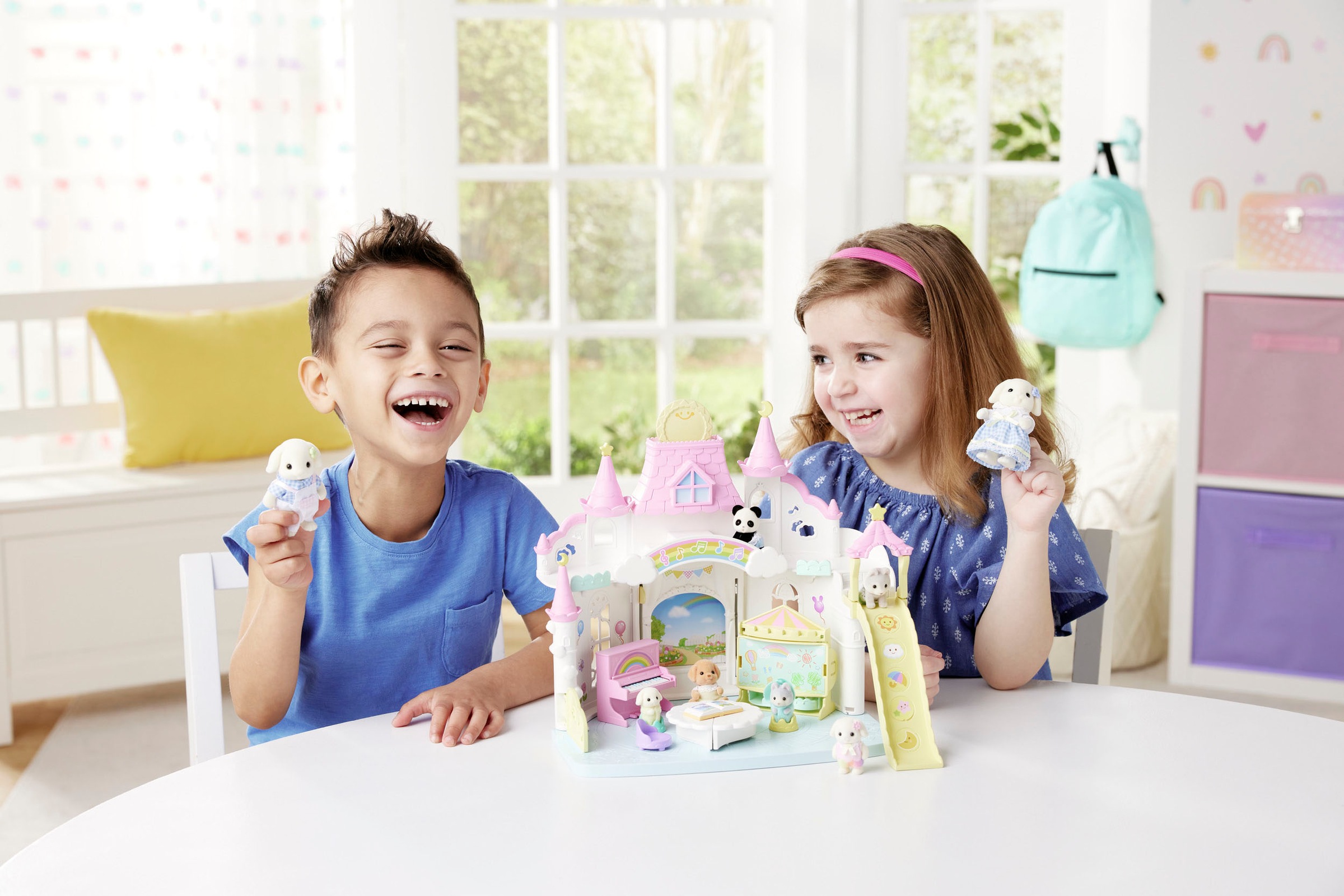 Sylvanian Families Spielwelt »Erlebniskindergarten - Sonnenschloss (5743)«