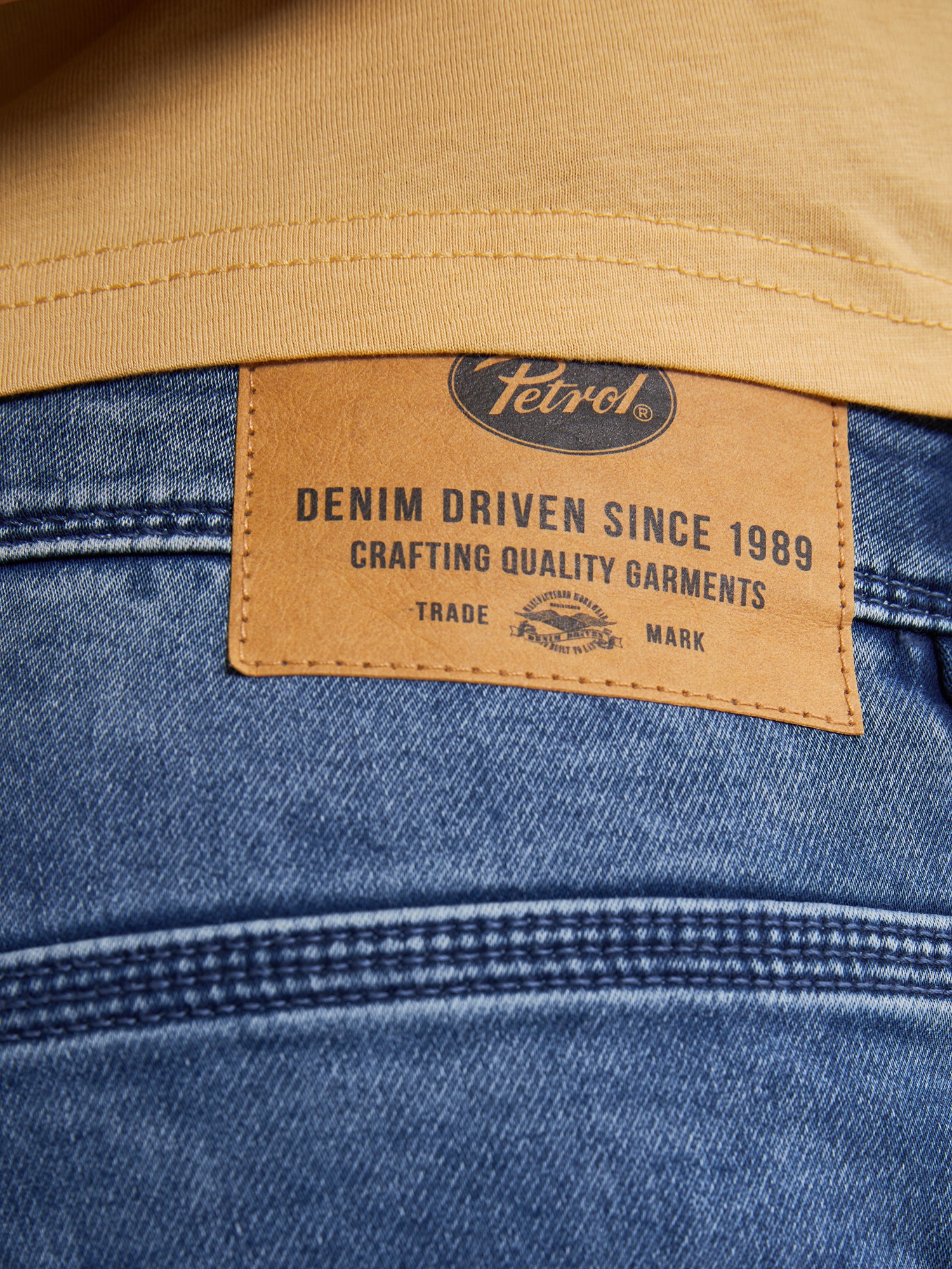 Petrol Industries Jeansshorts, im Five-Pocket Style