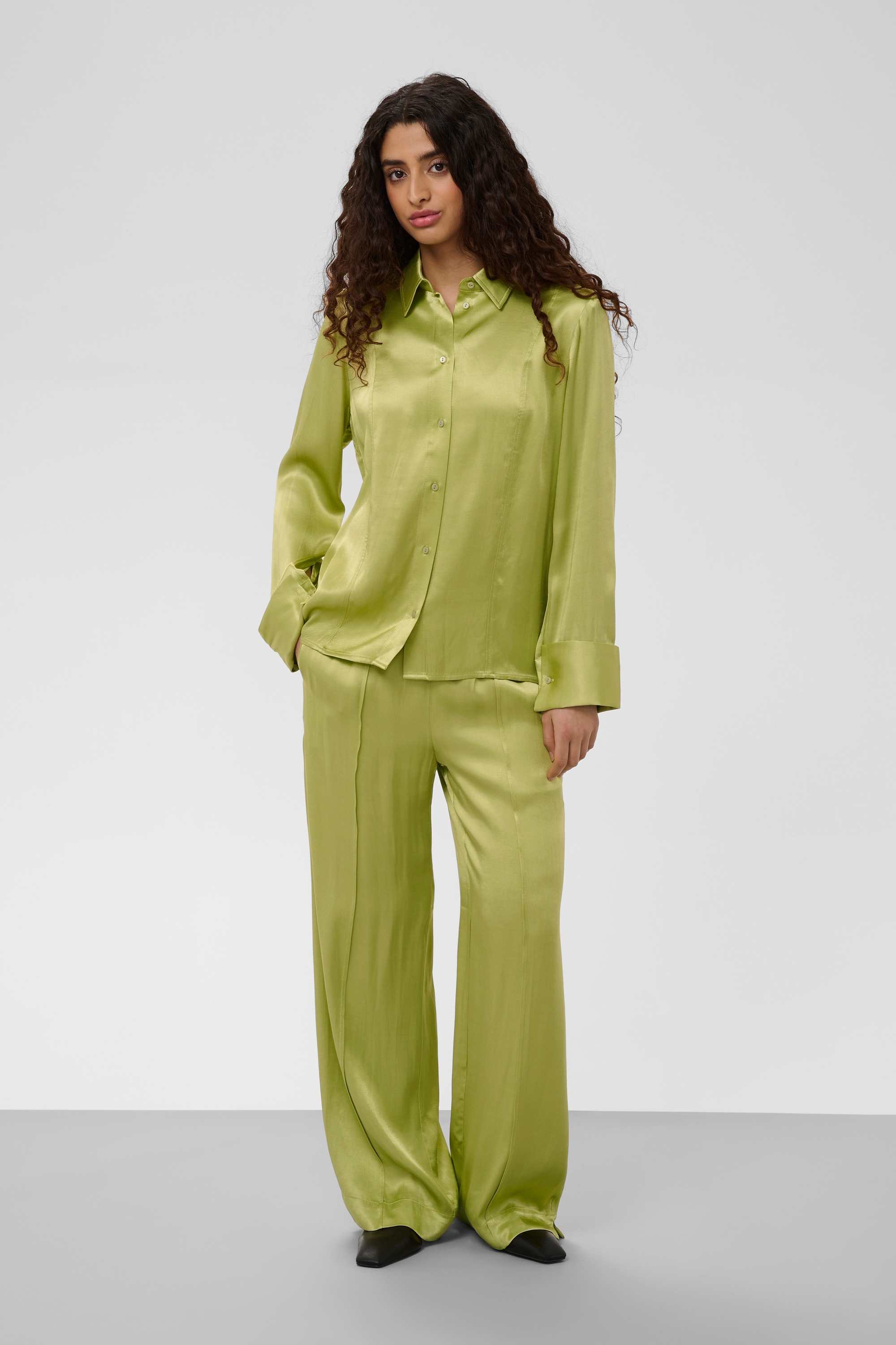 SOAKED IN LUXURY Stoffhose »Casual Hose SLIrini«