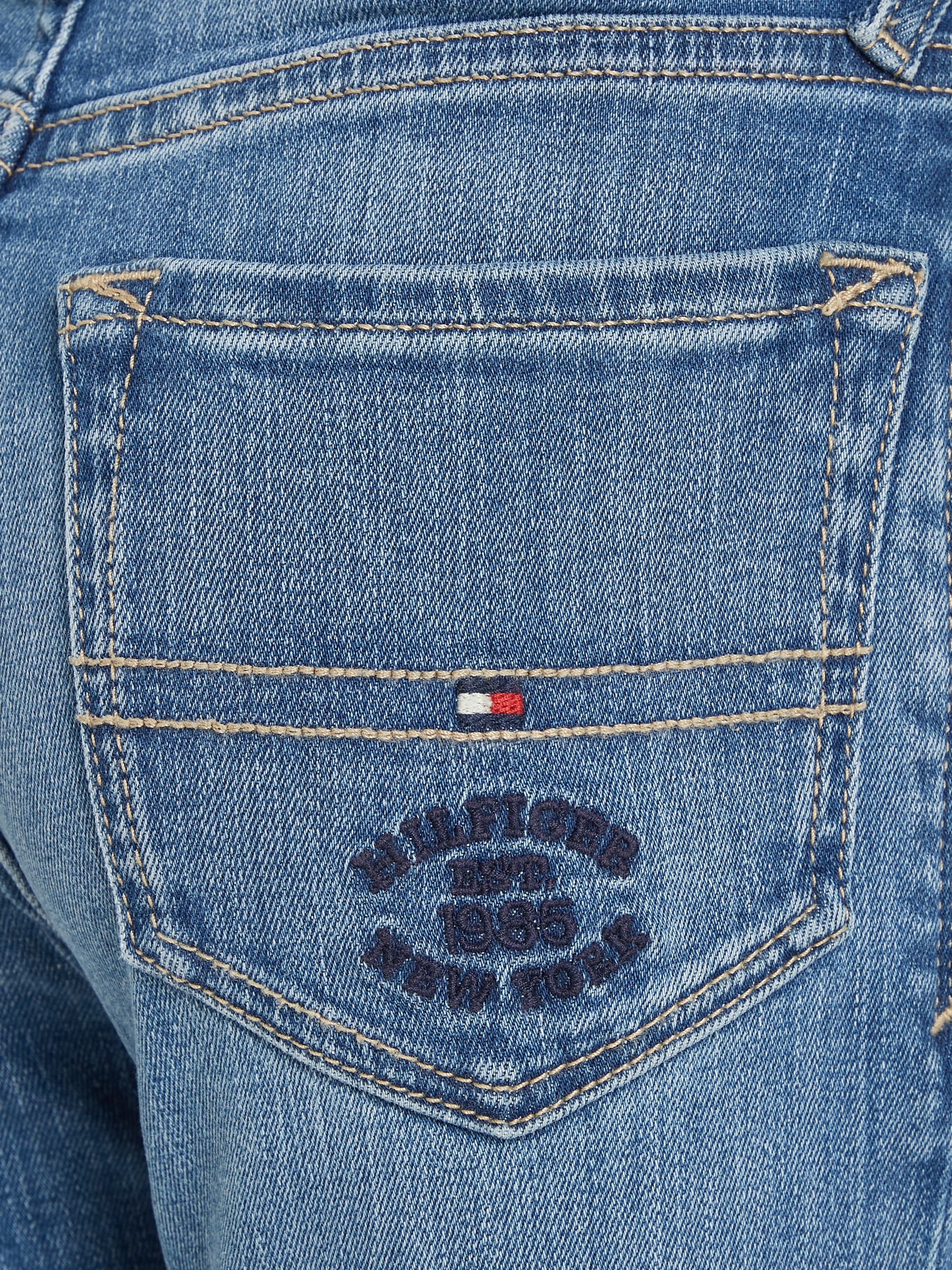 Tommy Hilfiger Skinny-fit-Jeans »SCANTON Y MID BLUE WASH DENIM«, Kinder bis 16 Jahre mit Logostickerei