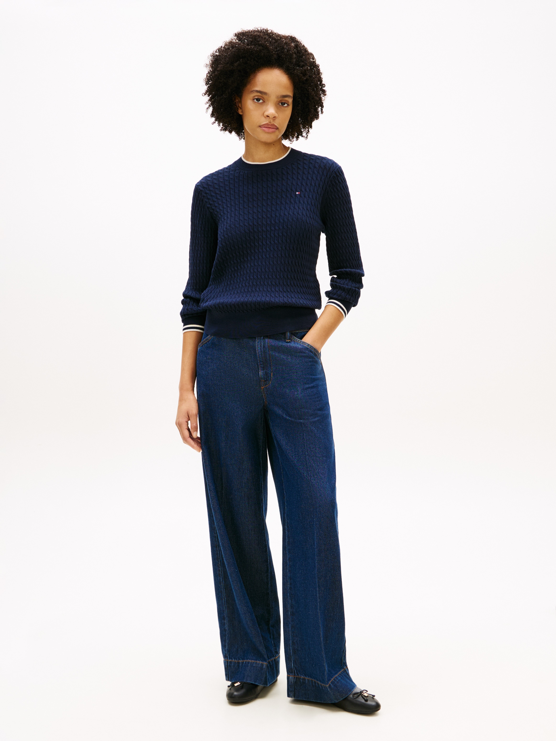 Tommy Hilfiger Rundhalspullover »CO CABLE C-NK LS SWEATER« Baumwolle, mit Zopfmuster, Regular Fit