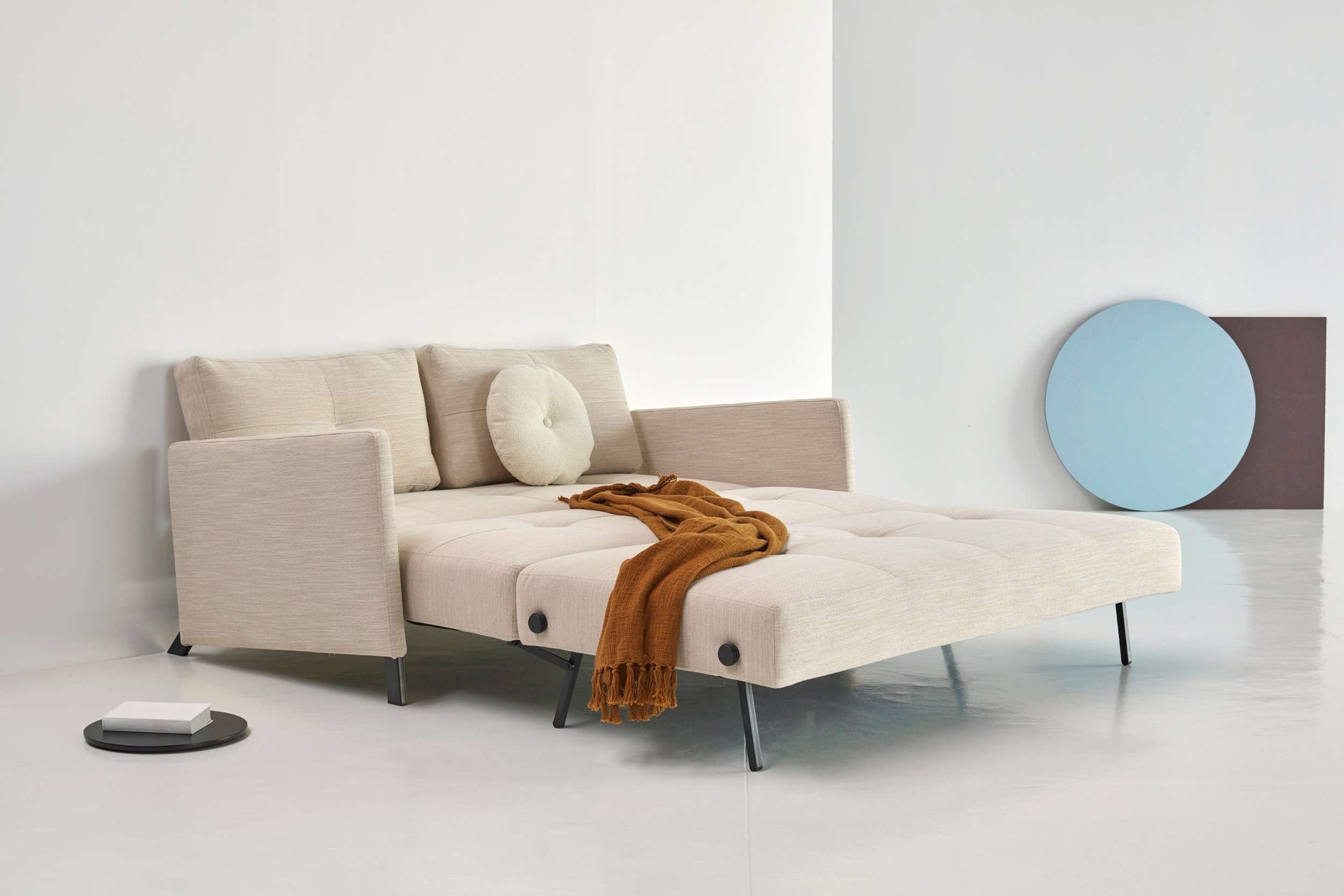 INNOVATION LIVING ™ Schlafsofa »Cubed Klappsofa, hochwertige Schlaffunktion, Design und extra Komfort«, Frontauszug, sehr platzsparend, abgewinkelt Sitzen, waagerecht liegen