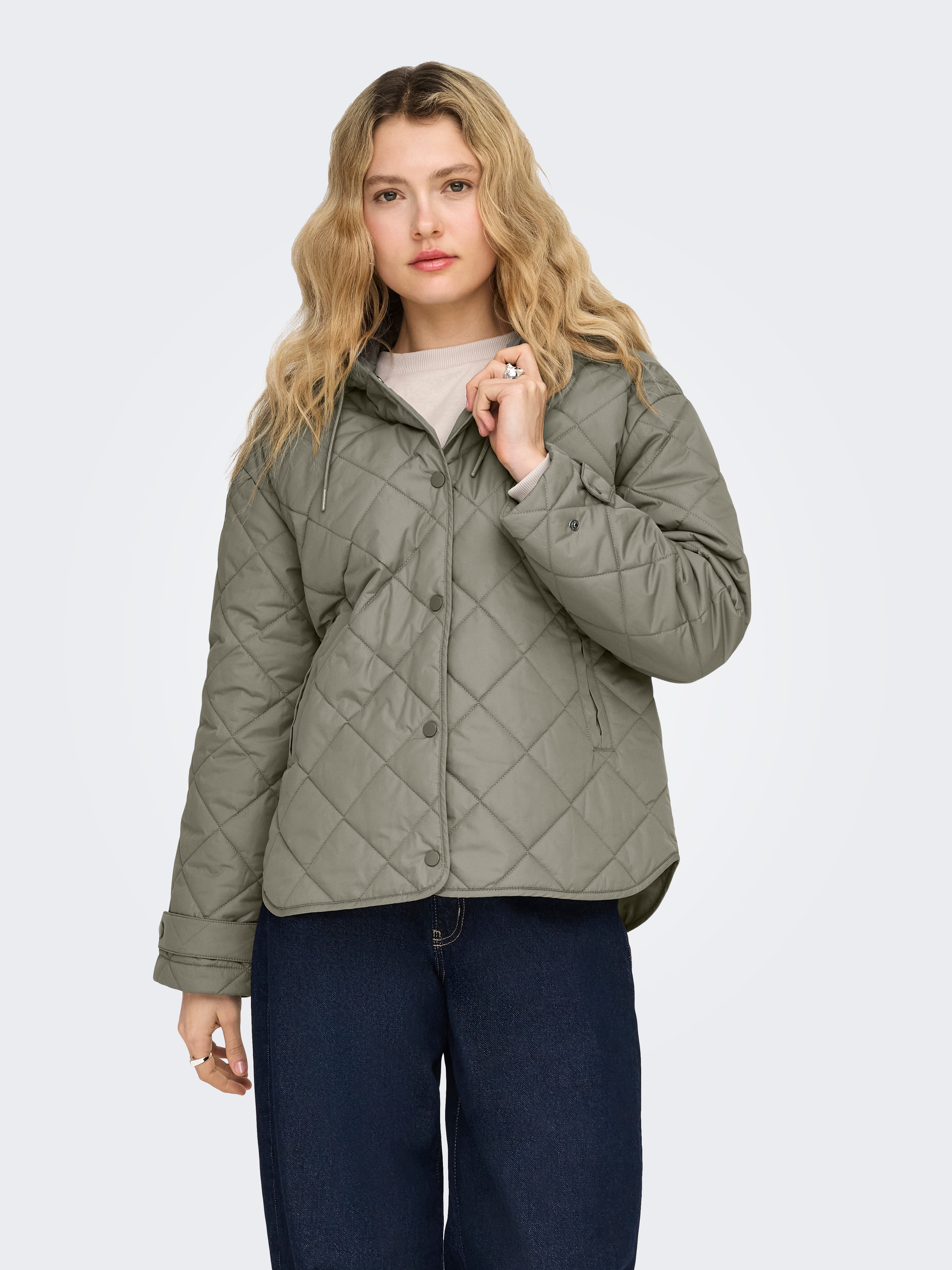 ONLY Steppjacke "ONLJULIET QUILTED HOOD JACKET NOOS OTW" mit Kapuze Kunstfaser