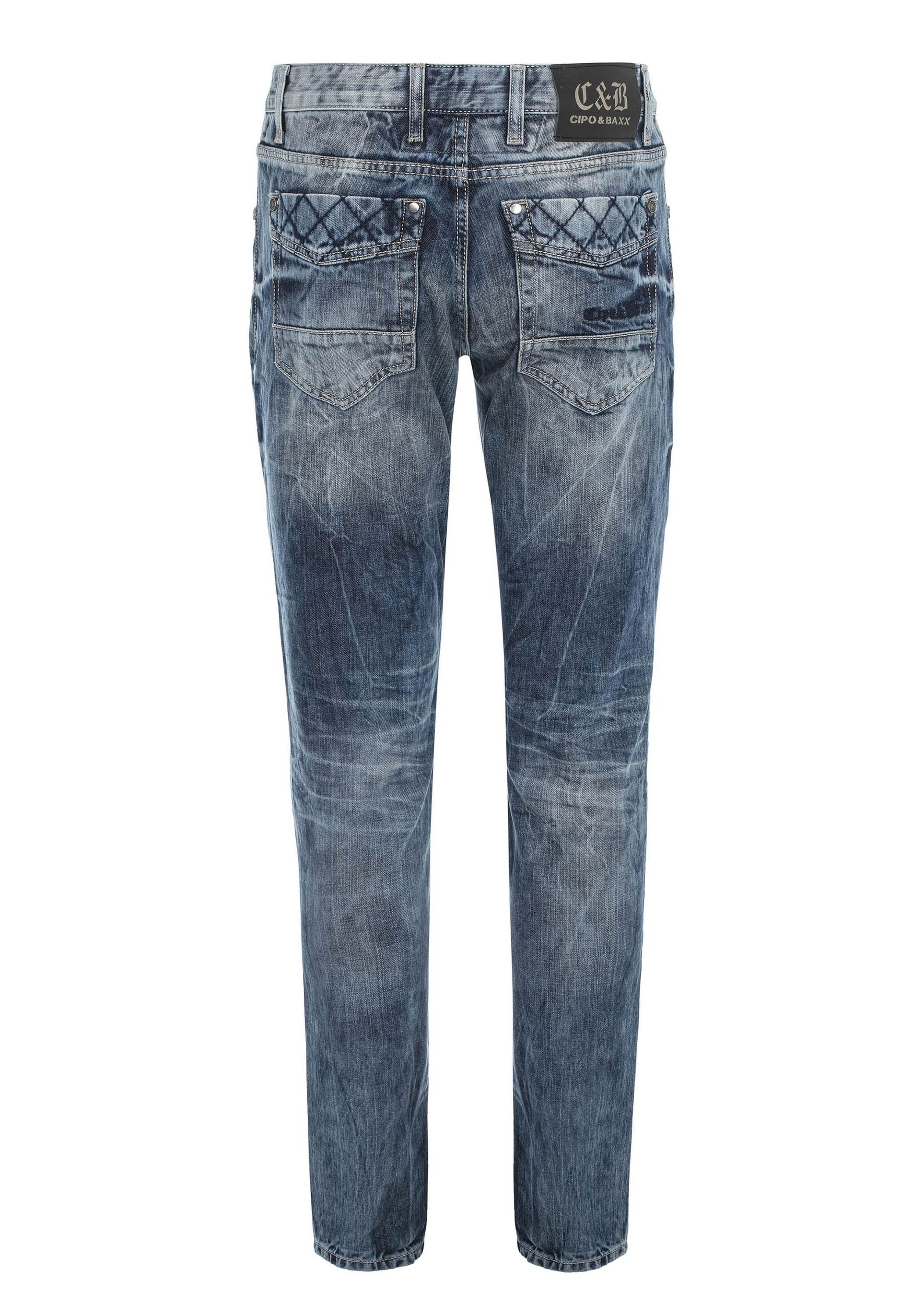 Cipo & Baxx 5-Pocket-Jeans »Jeans«, mit markanten Ziernähten, CD-510
