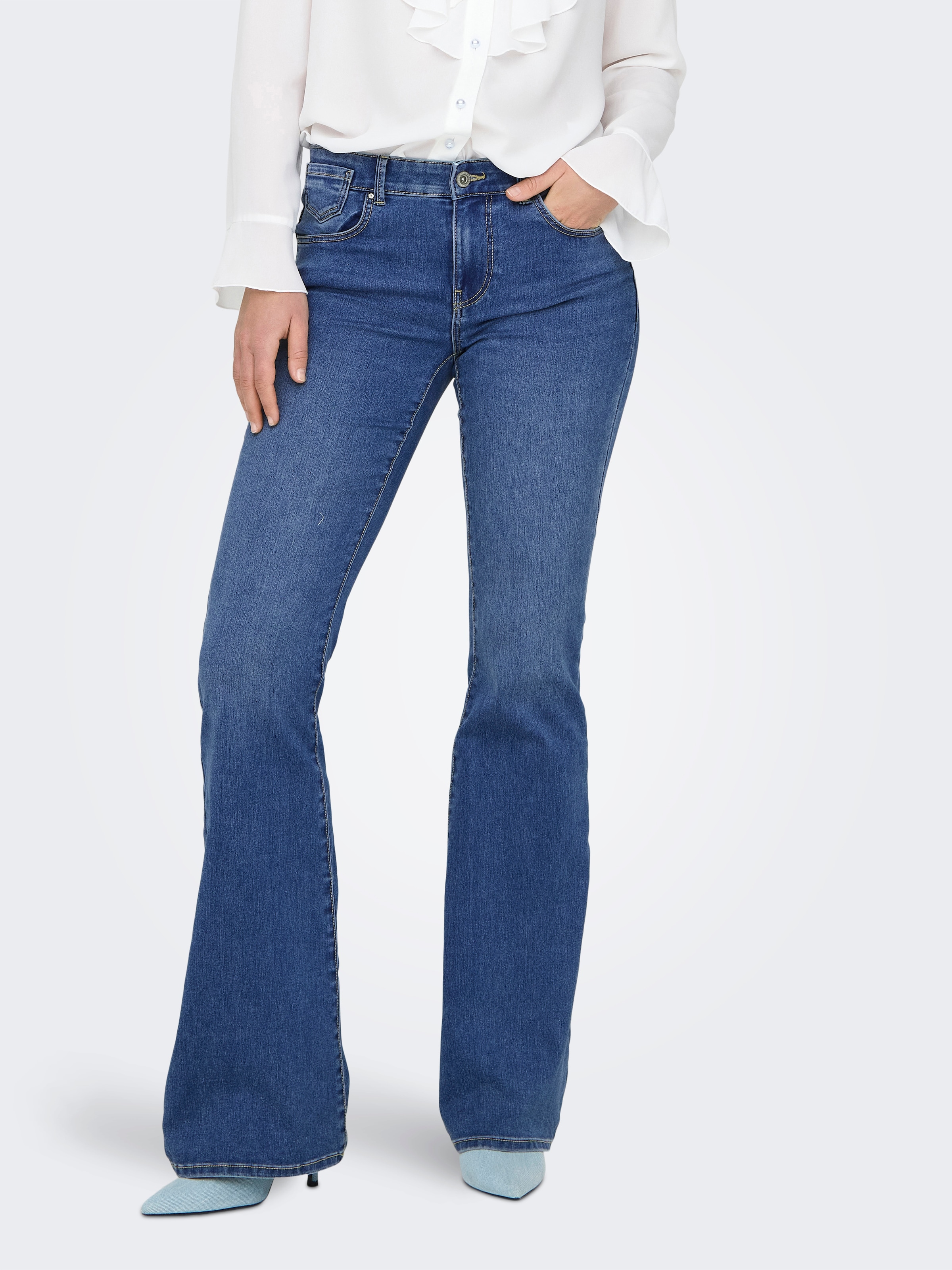 ONLY Bootcut-Jeans "ONLREESE REG RETRO FLARED DNM BOX" Materialmix, bootcut fit