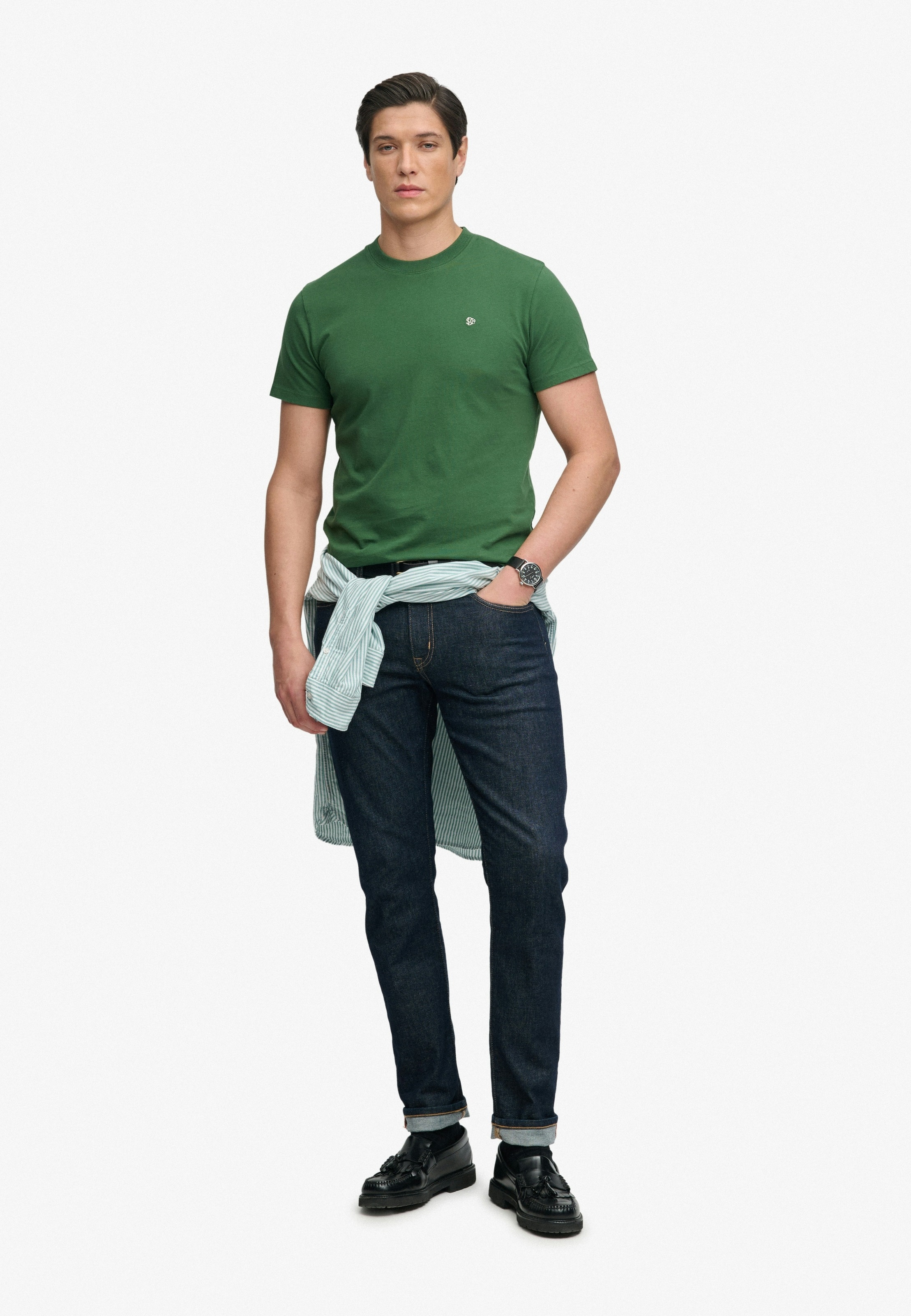 Superdry Rundhalsshirt »ESSENTIAL SDCO LOGO EMB TEE« Baumwolle, regular fit
