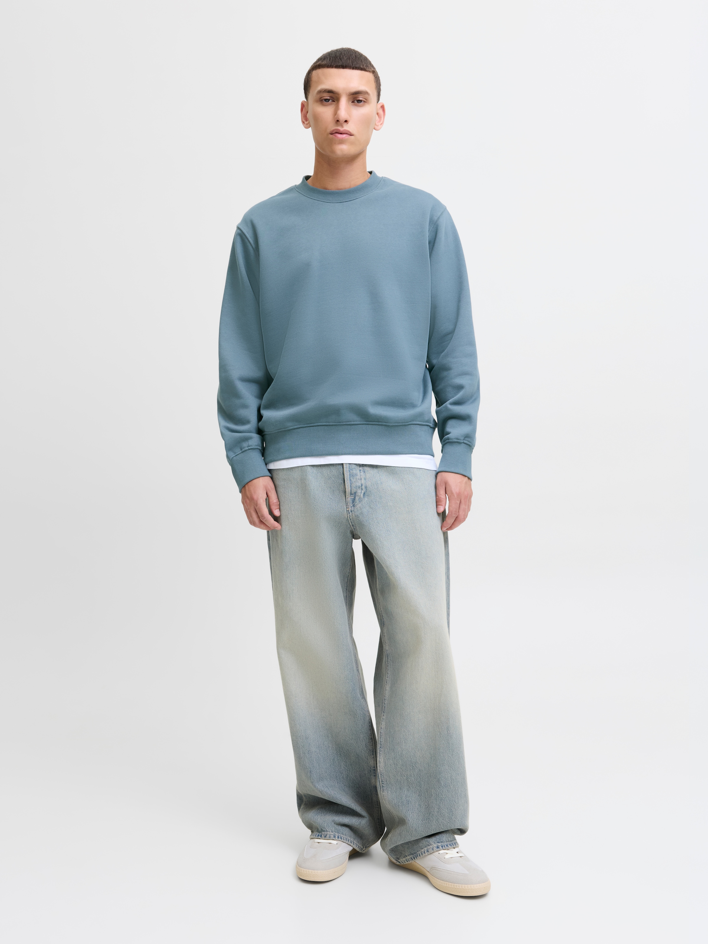 Jack & Jones Sweatshirt »JJEURBAN EDGE SWEAT CREW NECK NOOS«, mit Rippbündchen