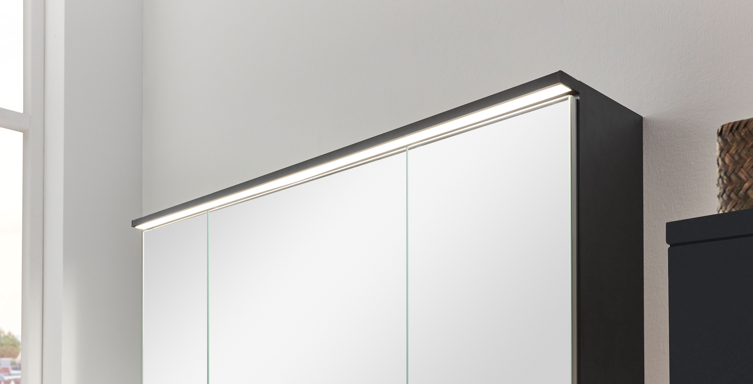 MARLIN Spiegelschrank »3510clarus«, 80 cm breit, Soft-Close-Funktion, inkl. Beleuchtung, vormontiert