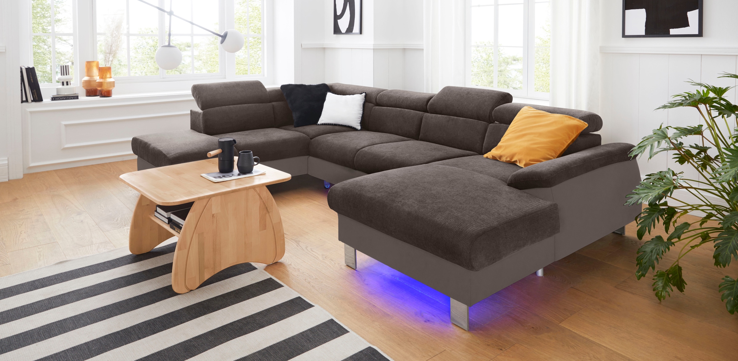 COTTA Wohnlandschaft "Komaris U-Form, B: 320 cm" mit Kopfteilverstellung, optional Schlaffunktion, Bettkasten & Licht