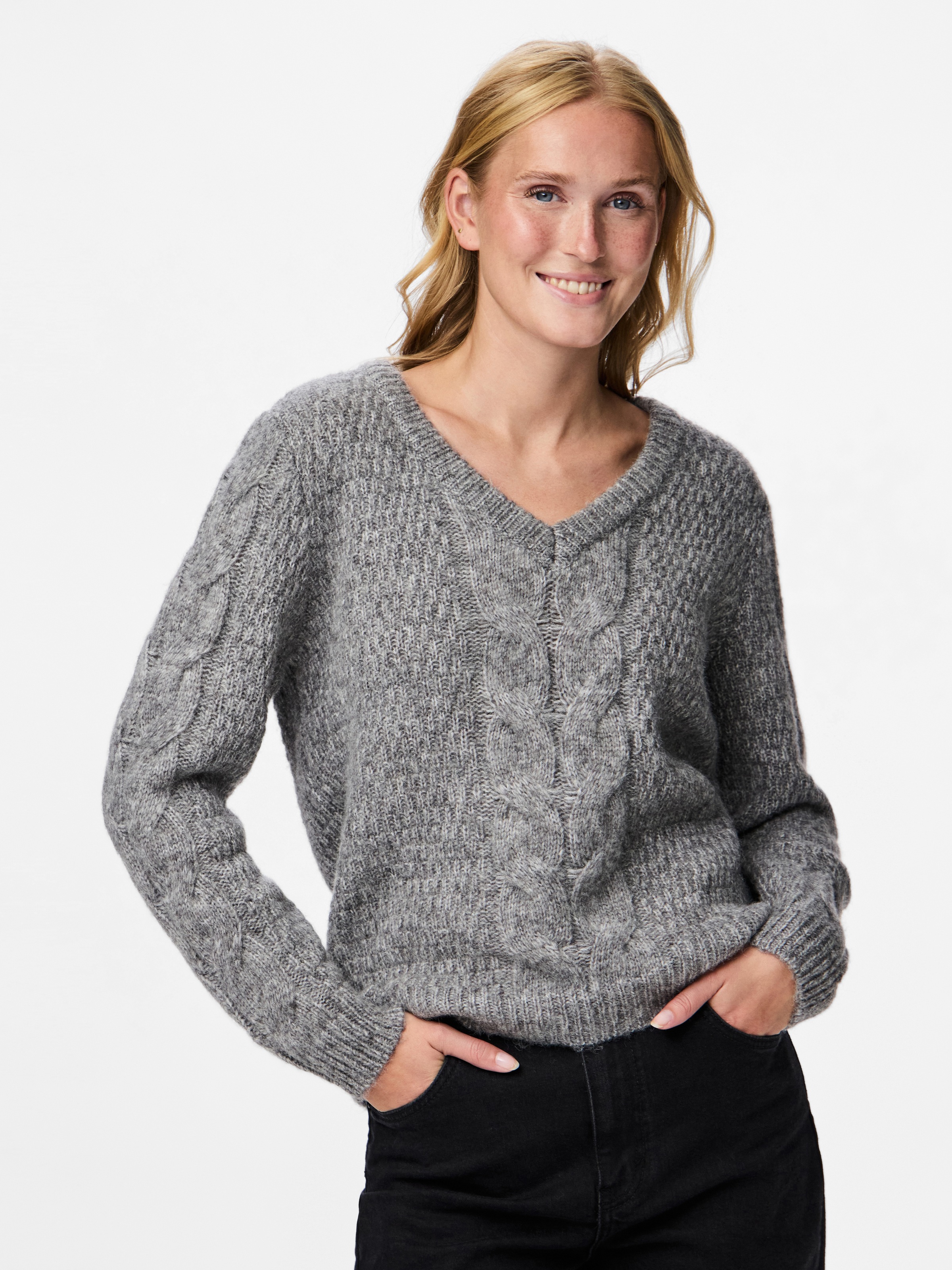 pieces Strickpullover "PCNINA LS V-NECK KNIT NOOS BC" günstig online kaufen
