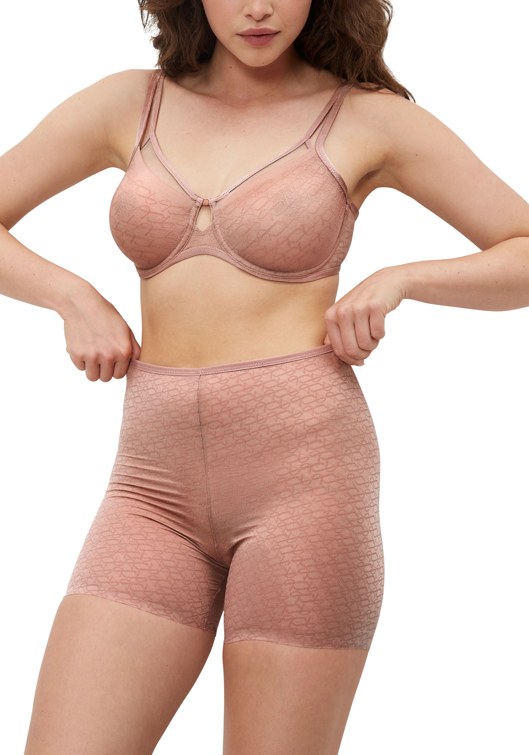 Triumph Minimizer-BH »Signature Sheer W01 EX«, verkleinert die Brust optisch um eine Cup-Größe, Spitze