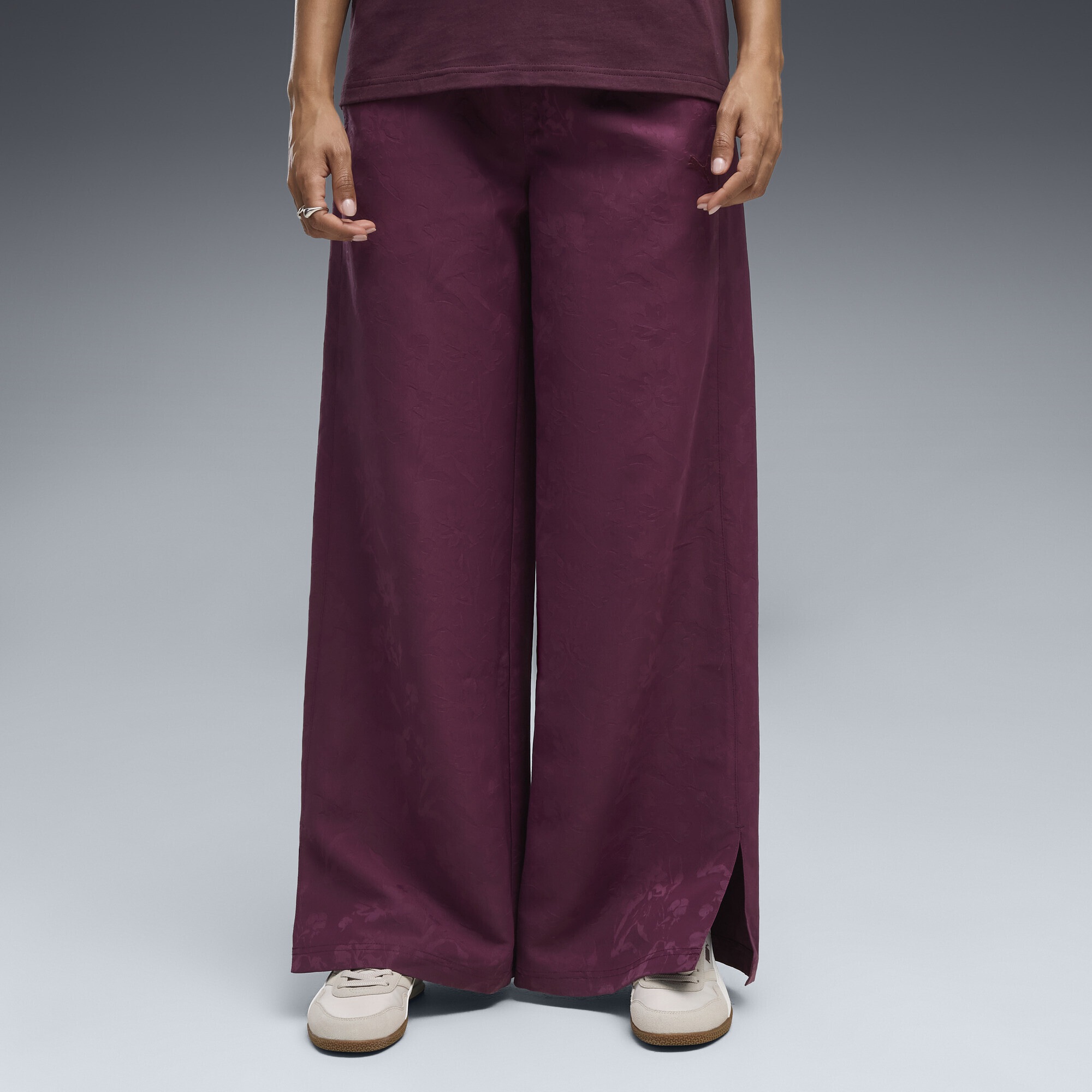 PUMA Sporthose »Essentials Elevated Darling Relaxed Hose Damen«