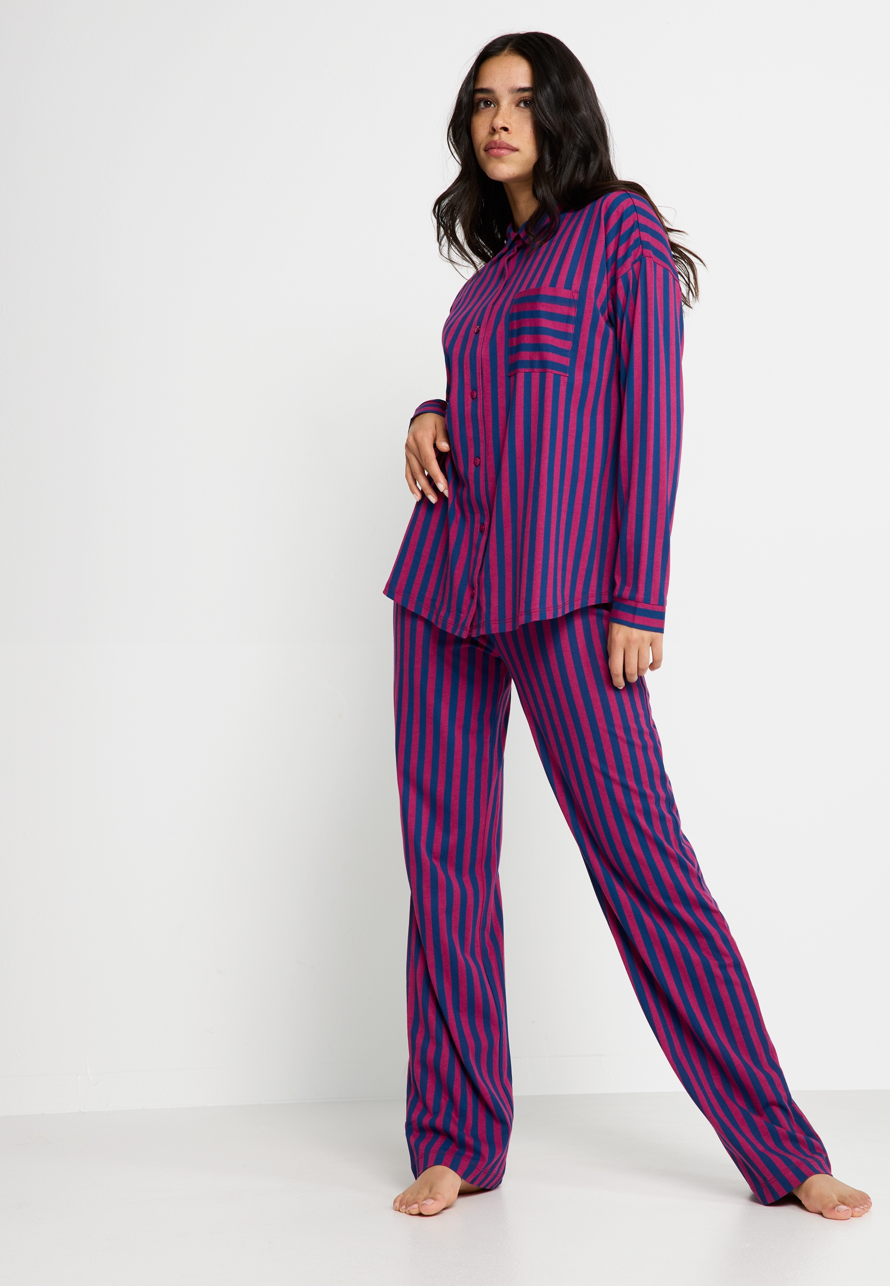 LSCN by LASCANA Pyjamahose  mit weitem Bein