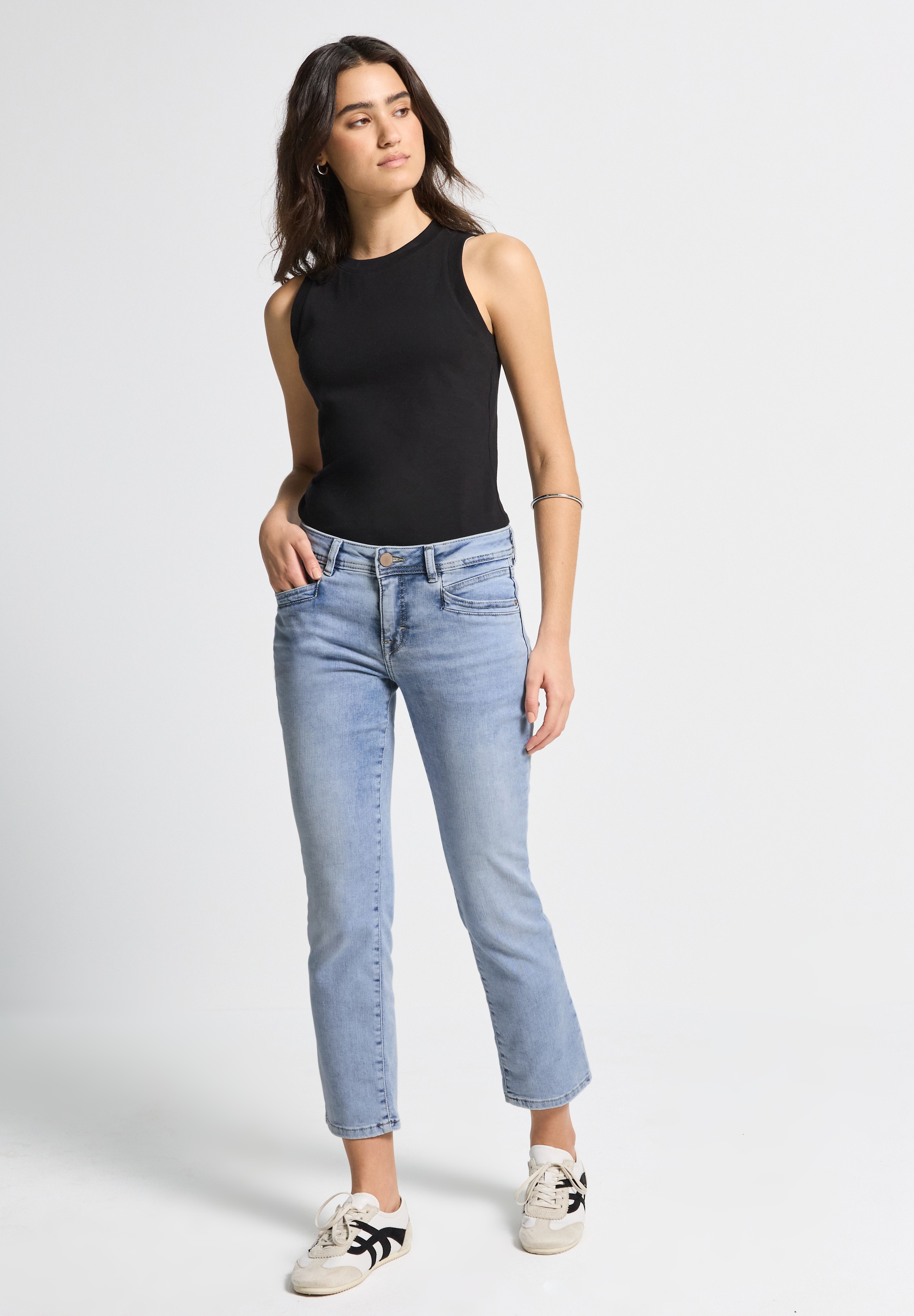 STREET ONE STUDIO Slim-fit-Jeans, Middle Waist