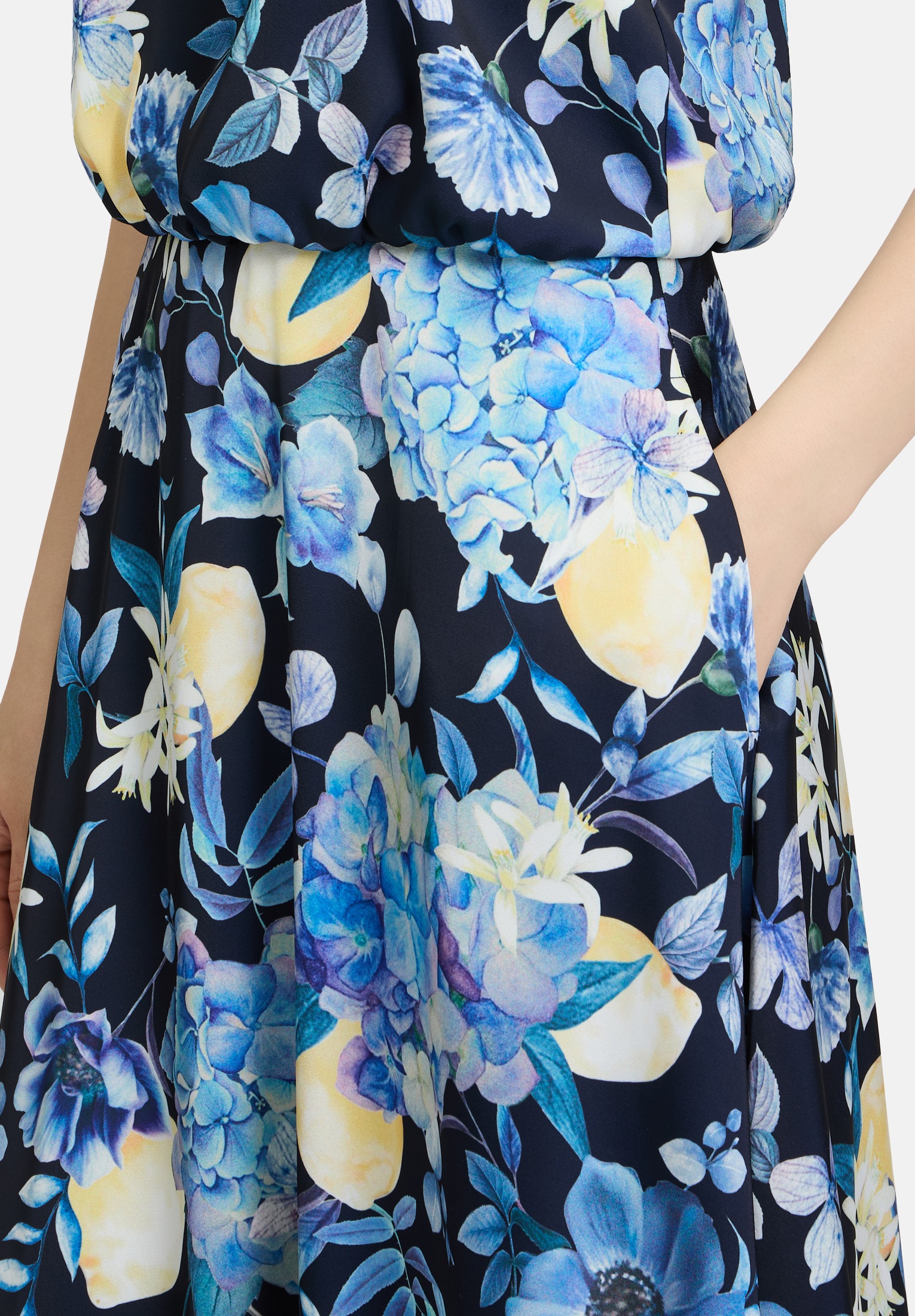 Vera Mont Cocktailkleid »Damen mit Stehkragen« Nahttasche Druck