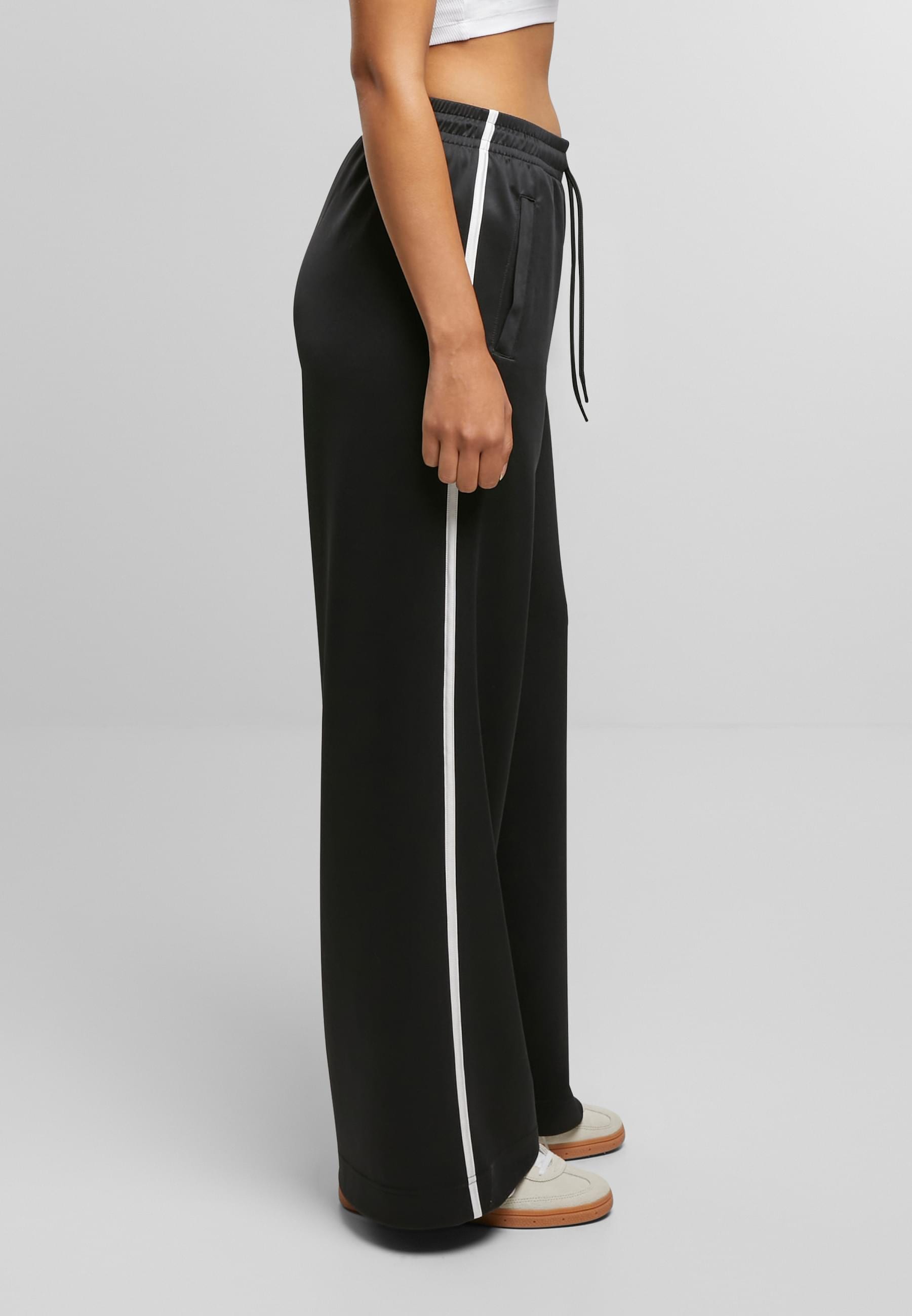 URBAN CLASSICS Jogginghose »Urban Classics Ladies Wide Leg Track Pants«, (1 tlg.)